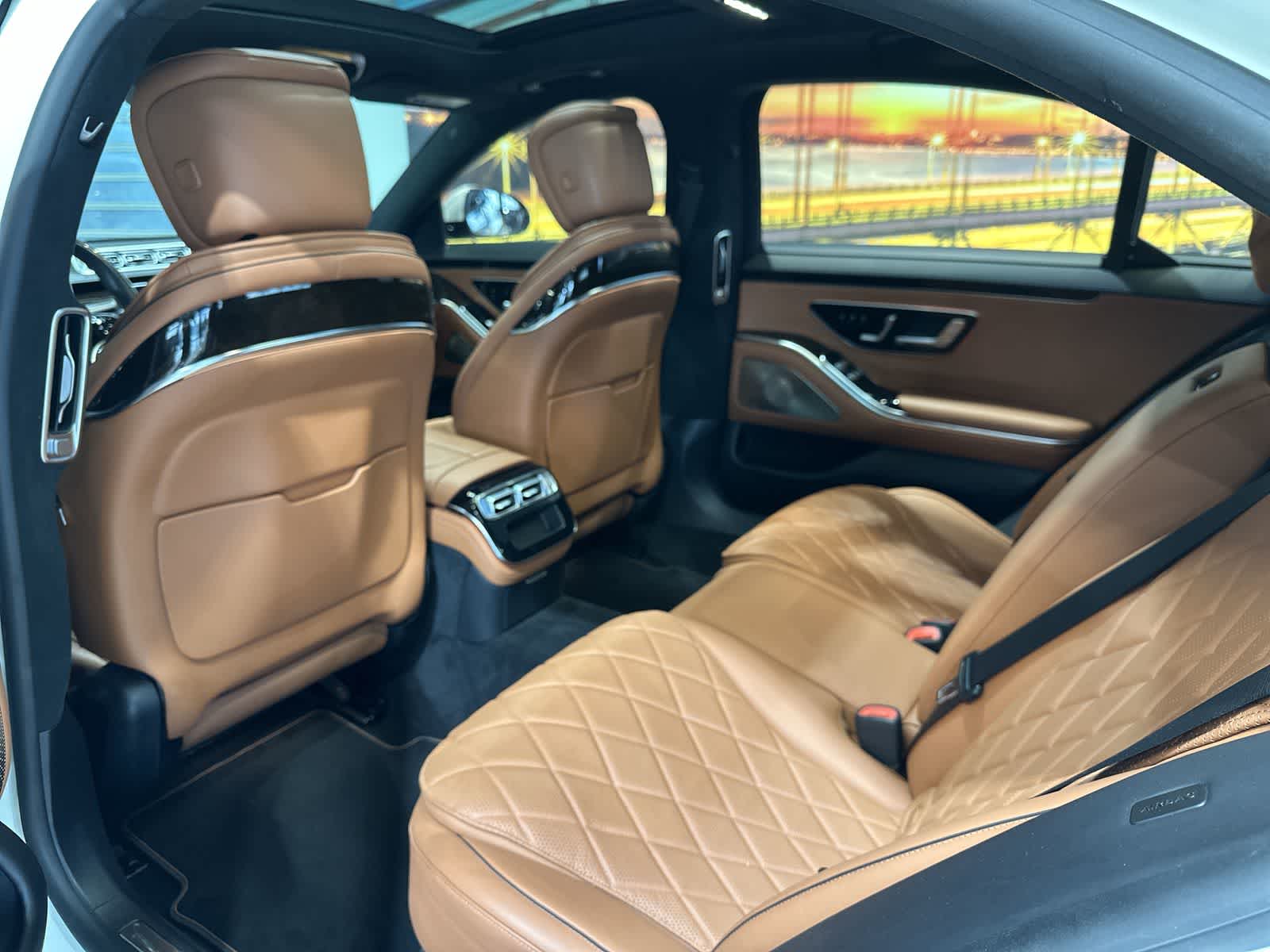 Thumbnail: 2021 Mercedes-Benz S-Class - 24