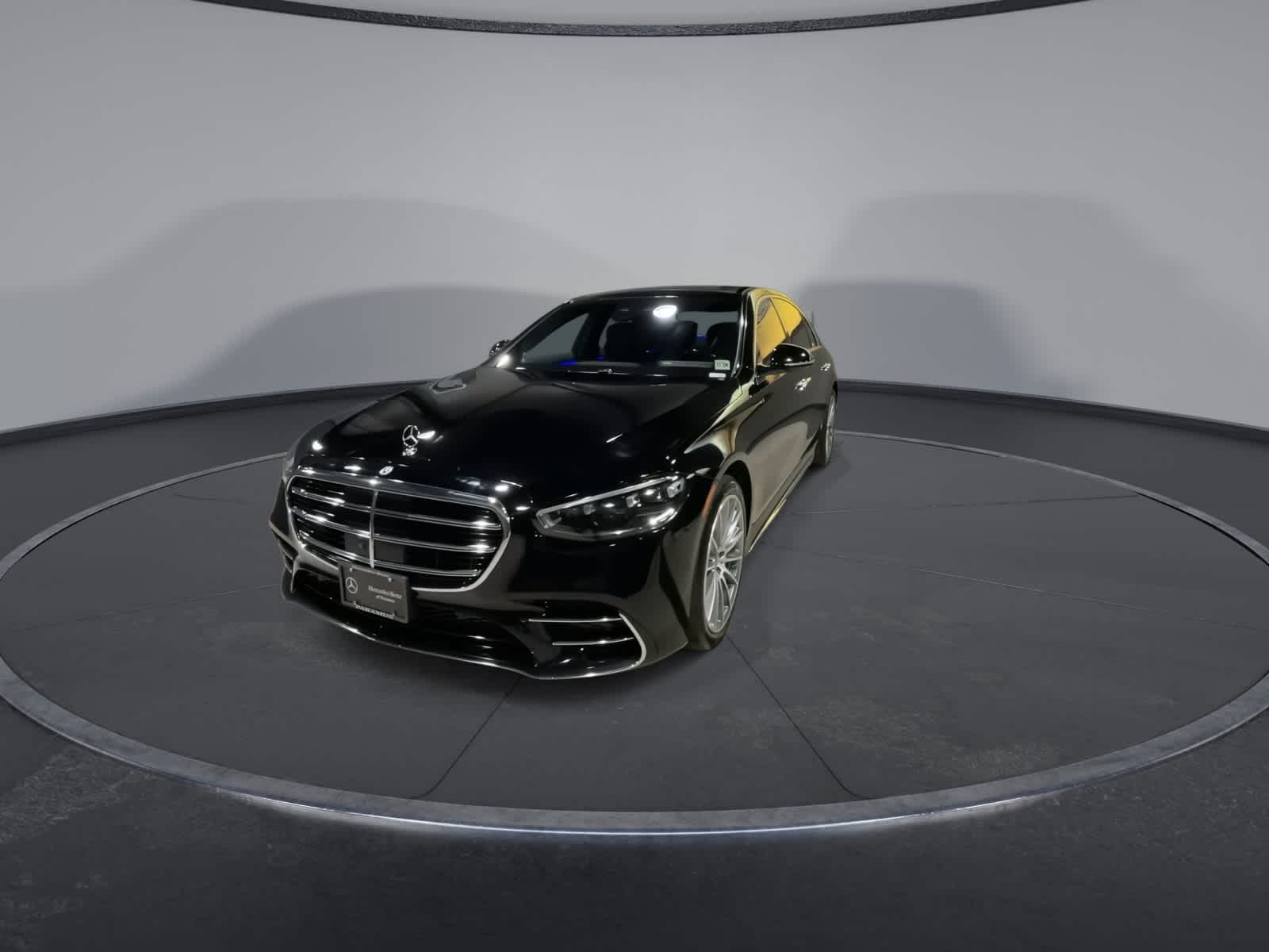 Thumbnail: 2023 Mercedes-Benz S-Class - 5