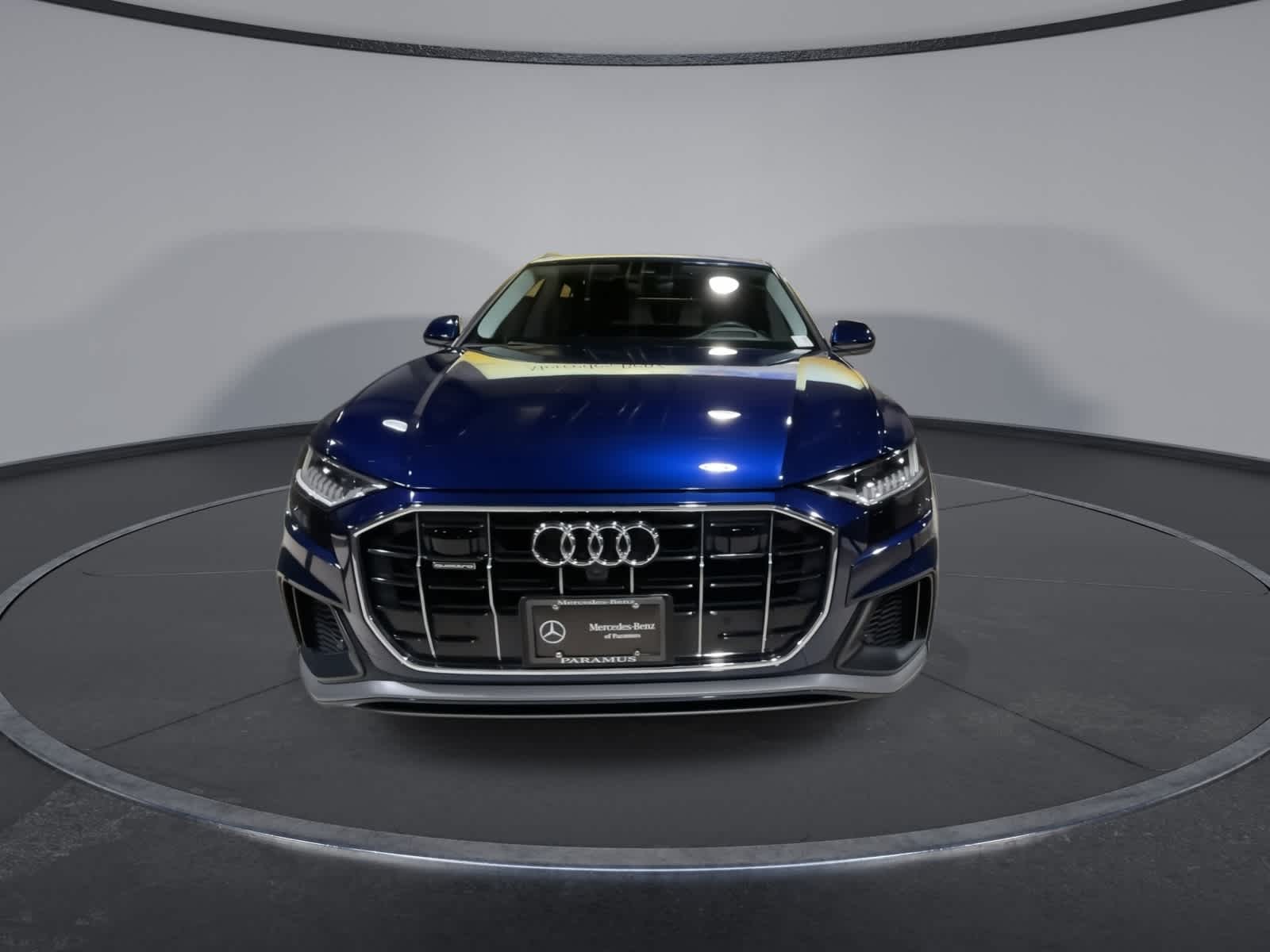 2020 Audi Q8 55 Premium photo 4