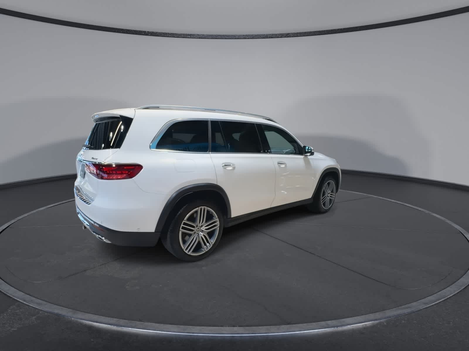Thumbnail: 2025 Mercedes-Benz GLS - 11