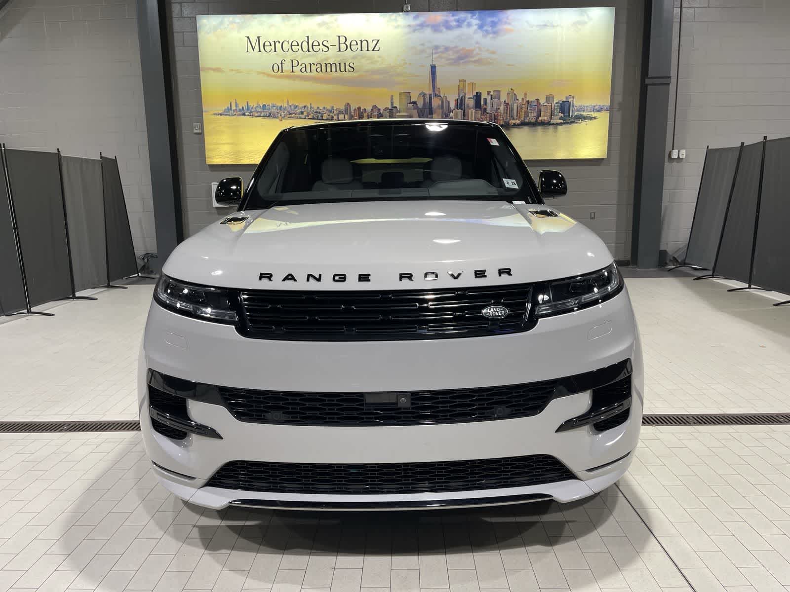 Thumbnail: 2023 Land Rover Range Rover Sport - 18