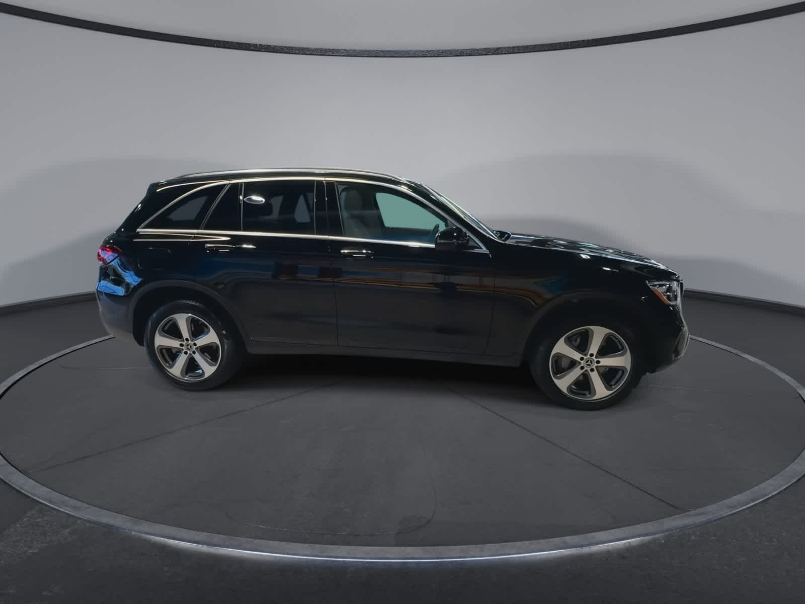 Thumbnail: 2022 Mercedes-Benz GLC - 13