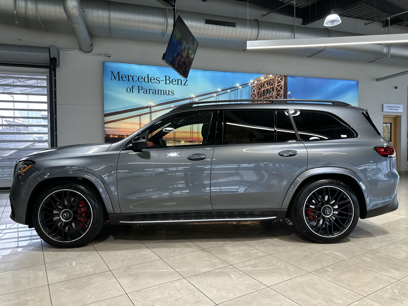 Thumbnail: 2023 Mercedes-Benz GL-Class - 15