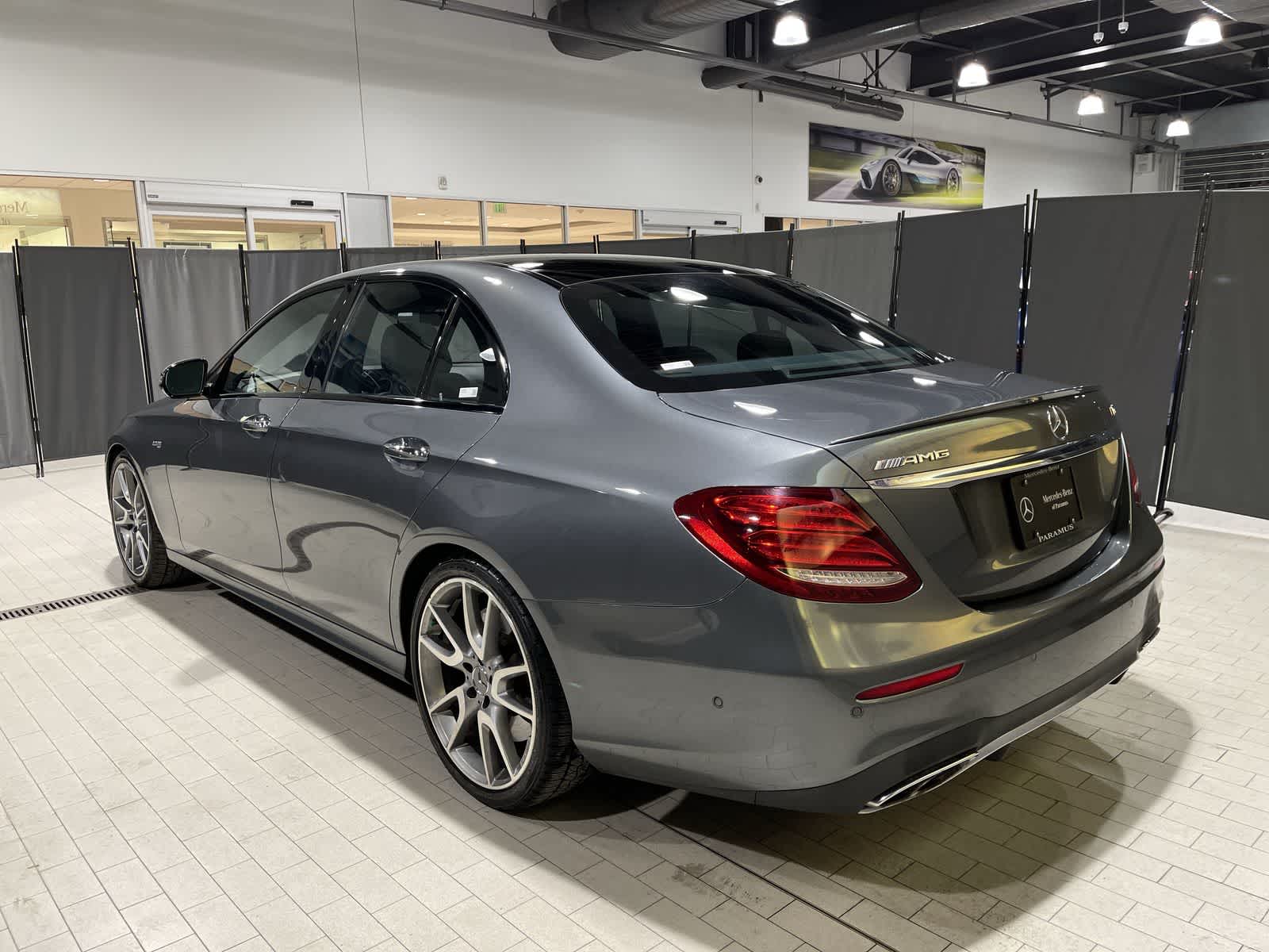 Thumbnail: 2018 Mercedes-Benz E-Class - 16