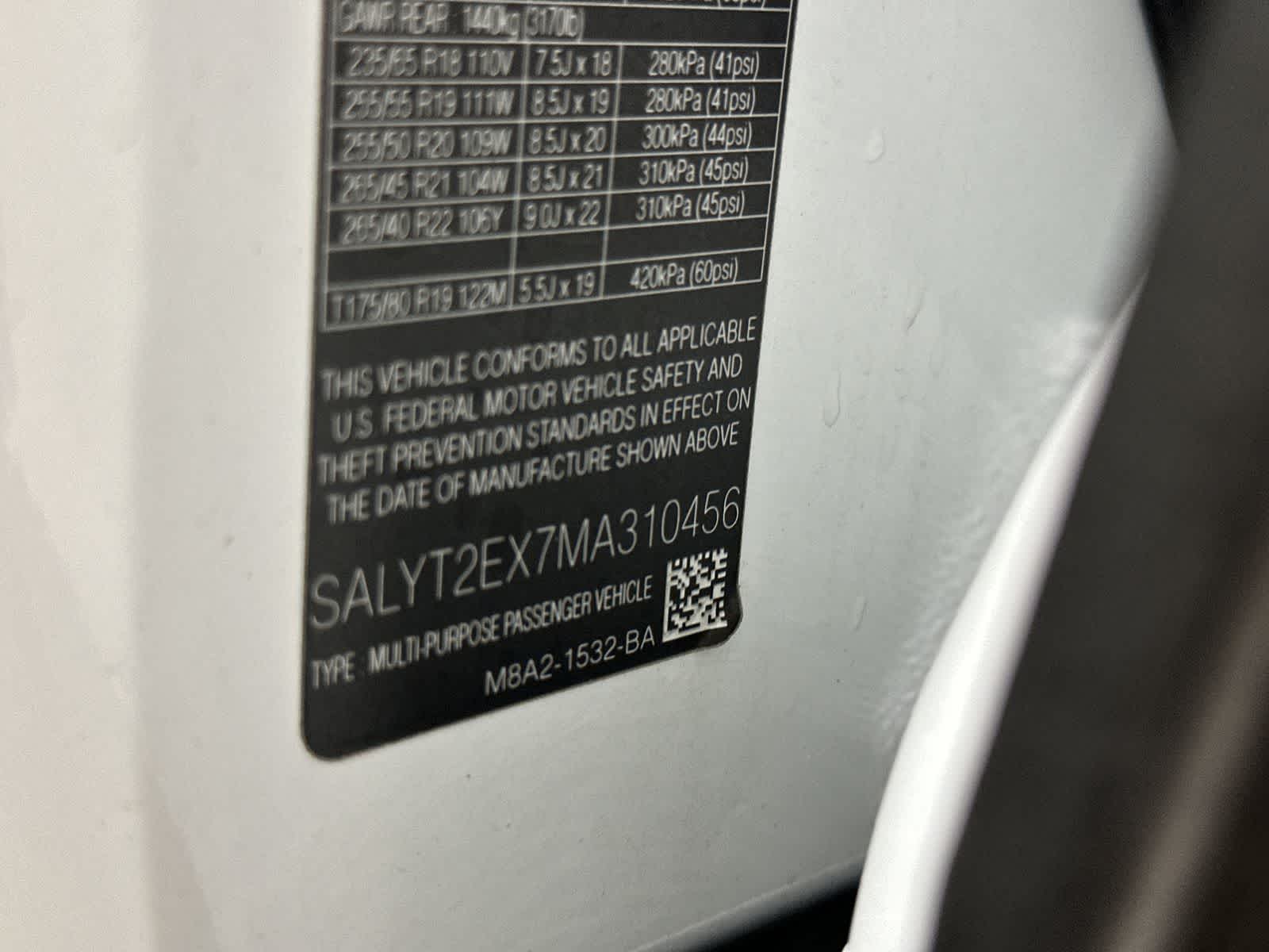 Thumbnail: 2021 Land Rover Range Rover Velar - 33