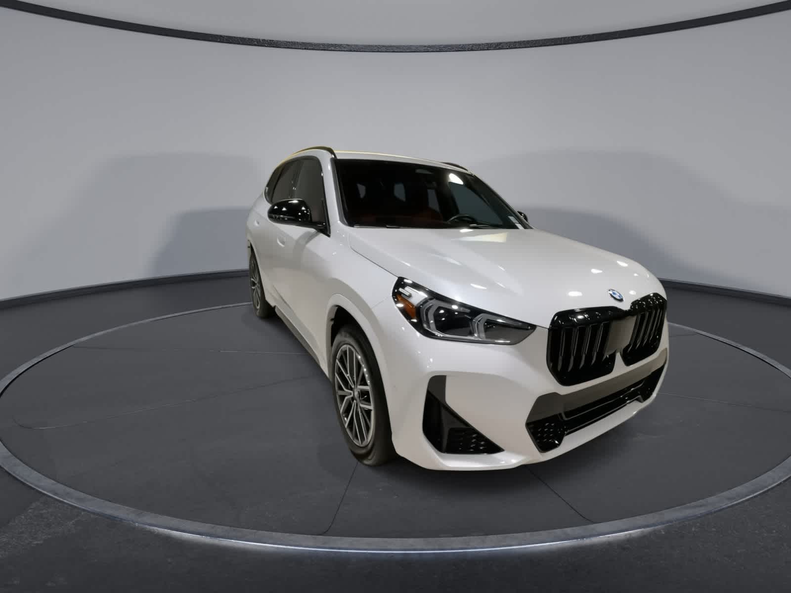 2023 Bmw X1 XDrive28i photo 3