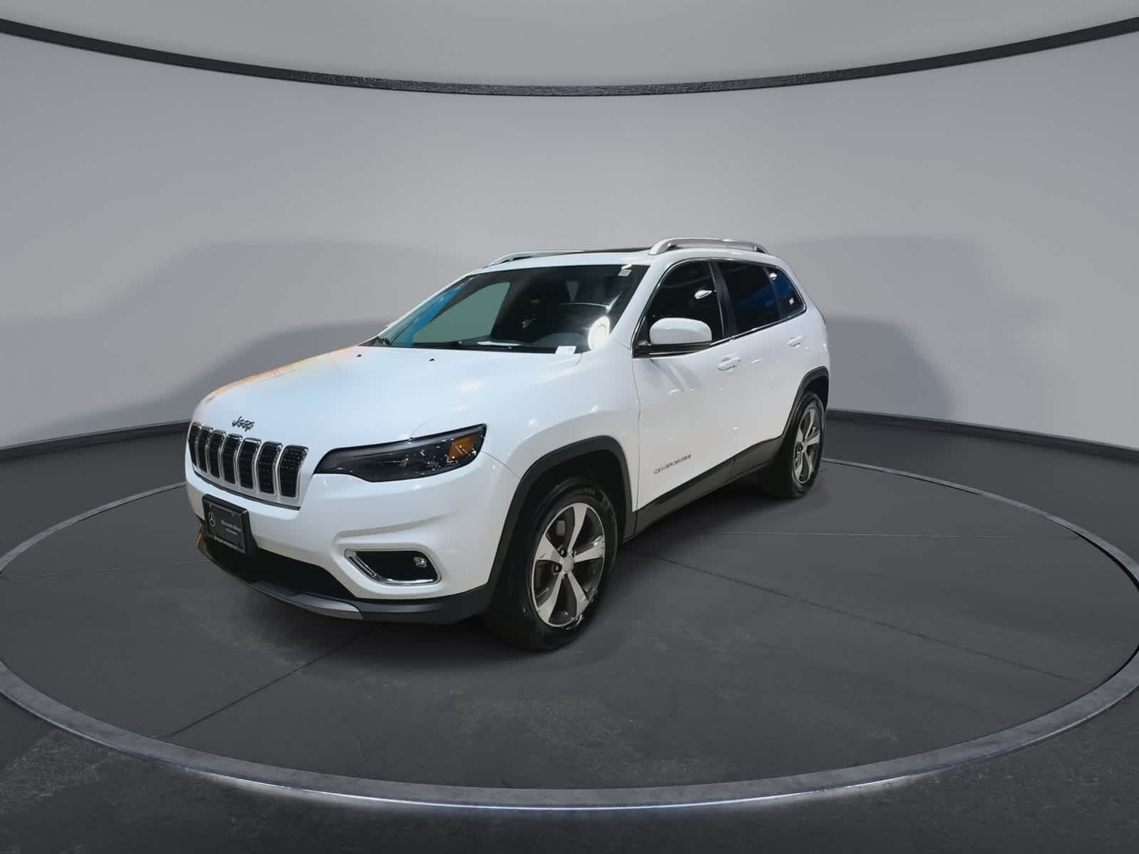 Thumbnail: 2019 Jeep Cherokee - 5