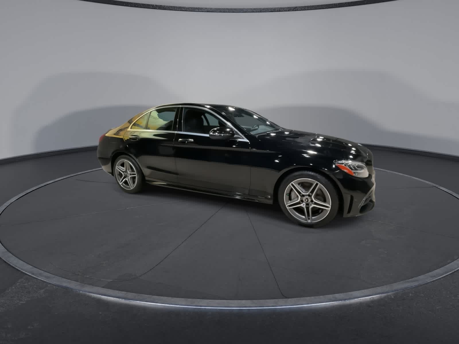 Thumbnail: 2020 Mercedes-Benz C-Class - 3