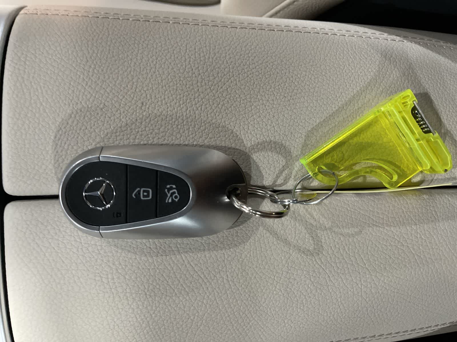 Thumbnail: 2024 Mercedes-Benz C-Class - 32