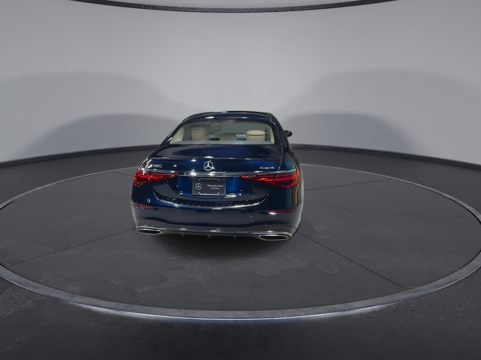 Thumbnail: 2022 Mercedes-Benz S-Class - 10