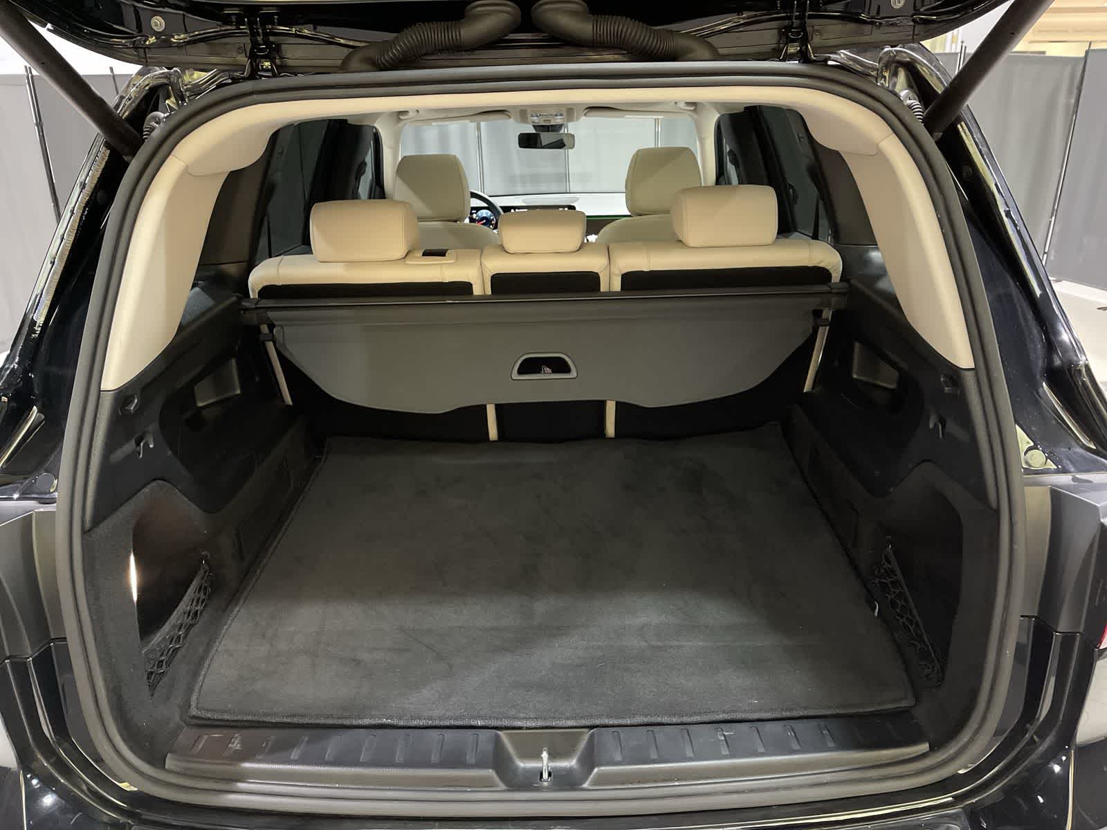 Thumbnail: 2023 Mercedes-Benz GLB - 31