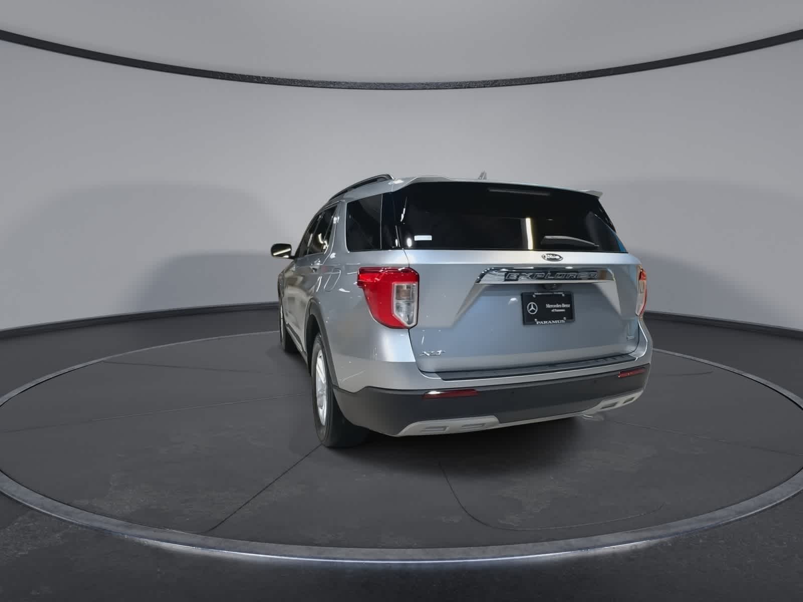 Thumbnail: 2020 Ford Explorer - 9