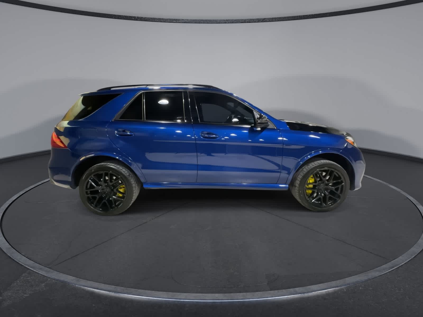Thumbnail: 2019 Mercedes-Benz GL-Class - 12