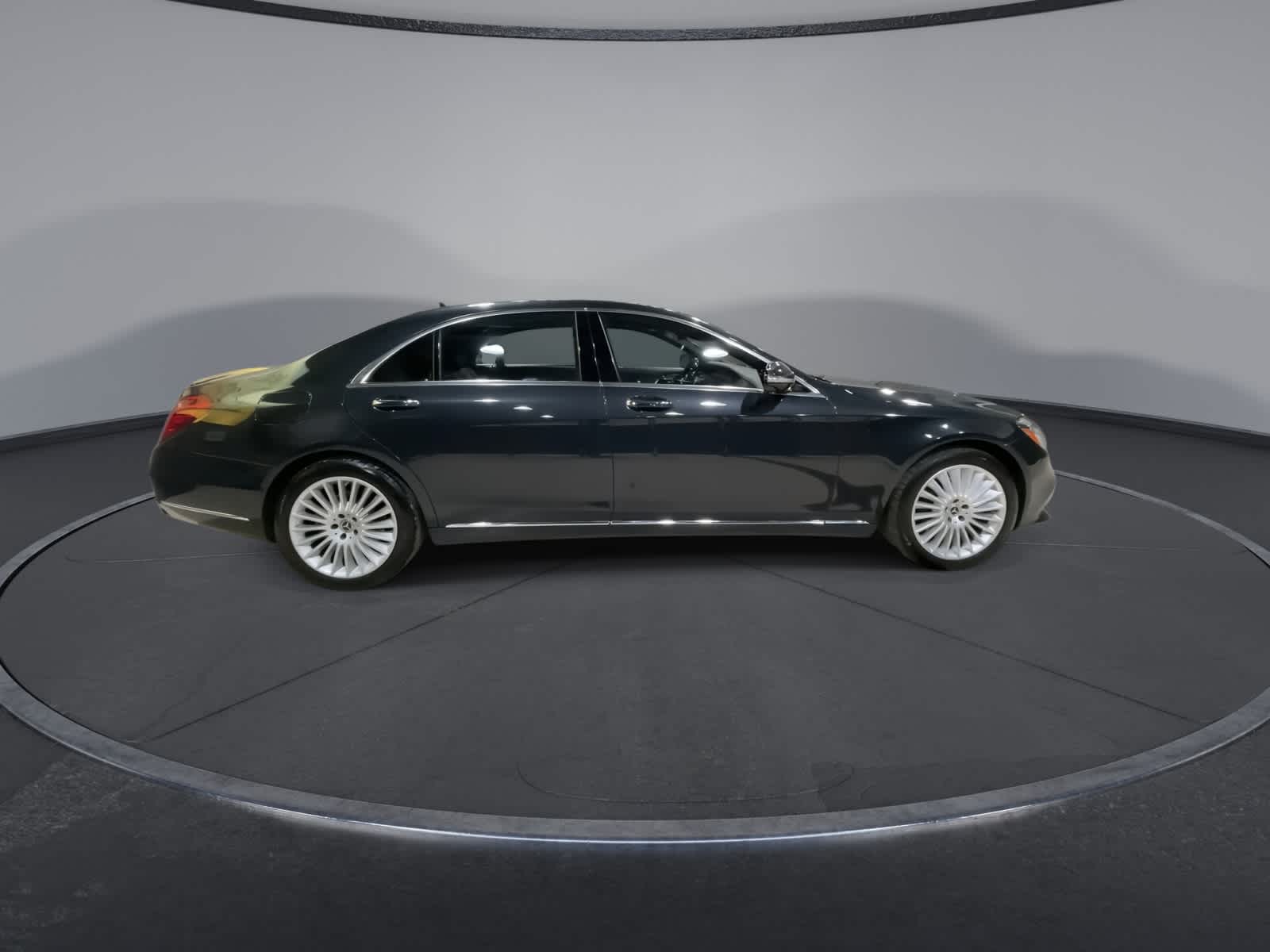 Thumbnail: 2019 Mercedes-Benz S-Class - 13