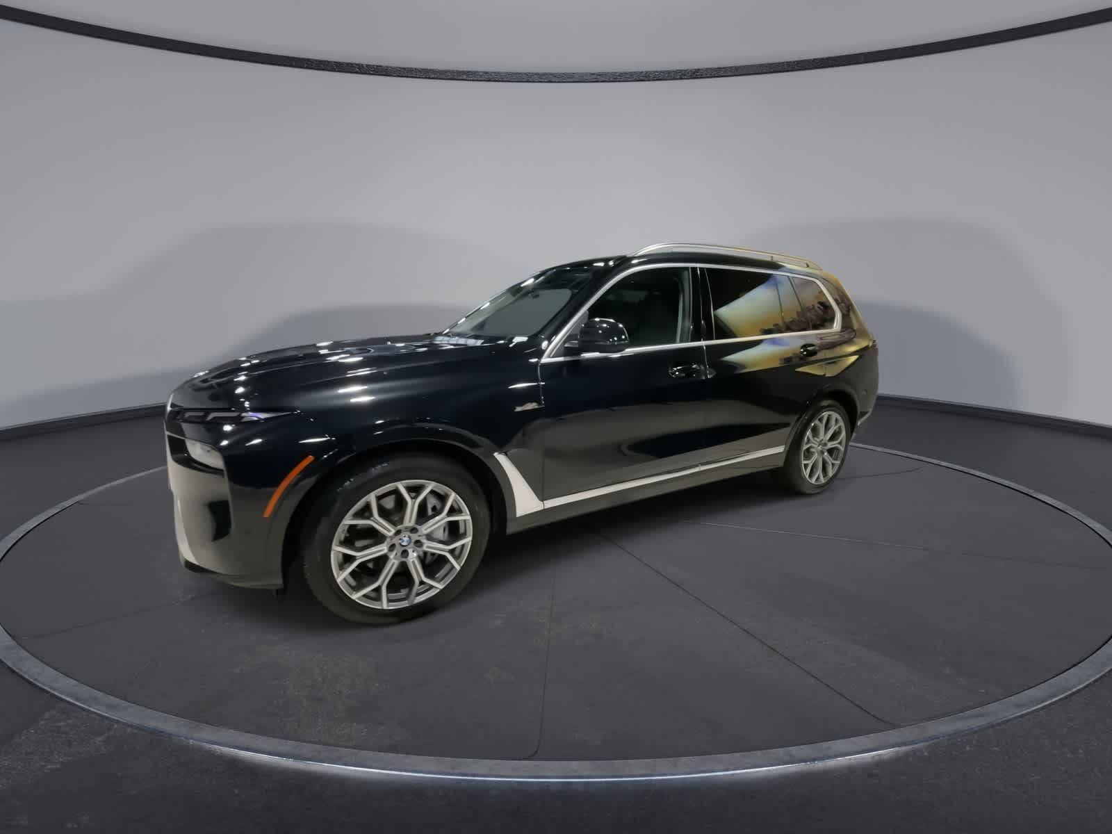 Thumbnail: 2023 BMW X7 - 6