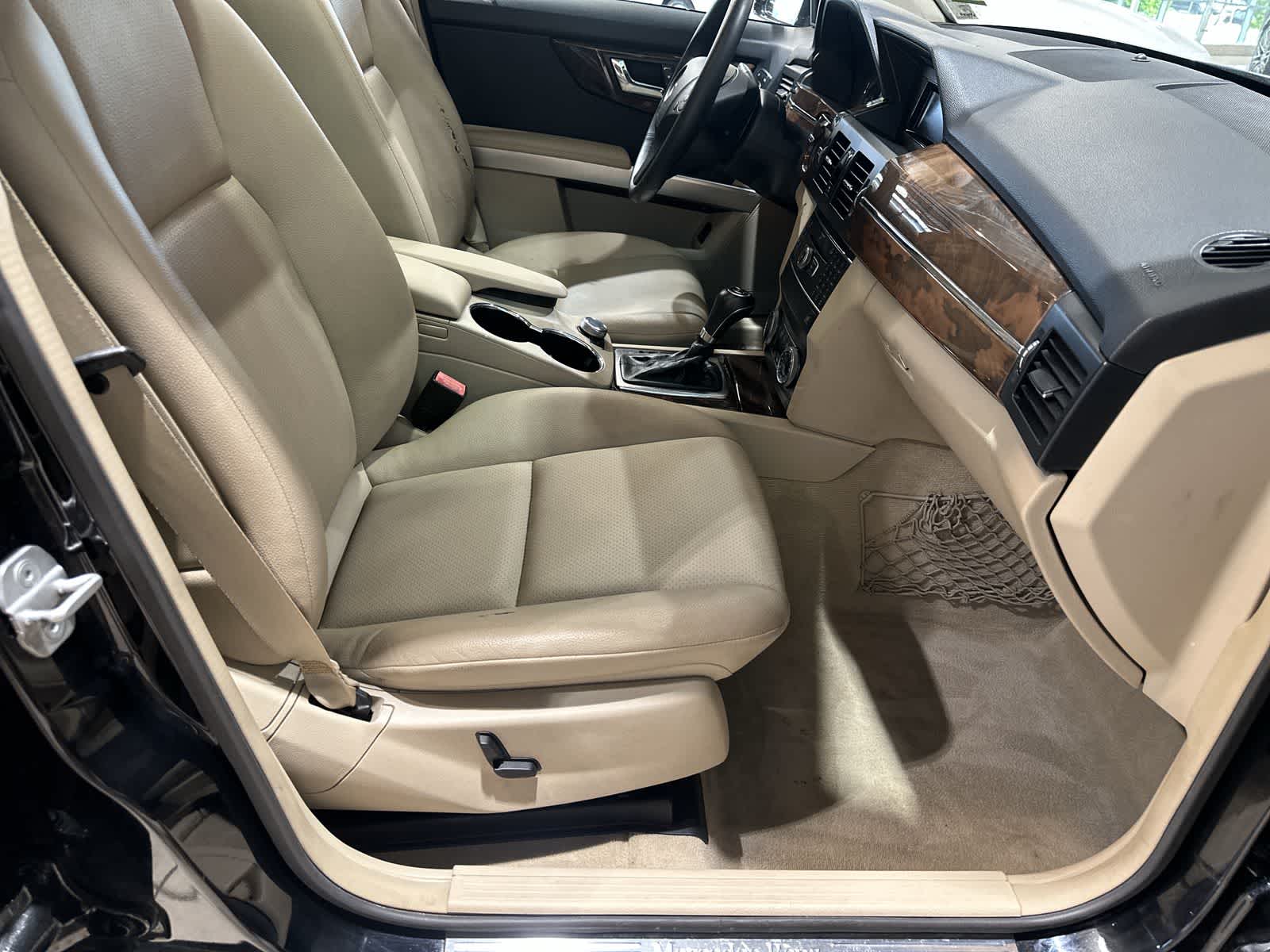Thumbnail: 2011 Mercedes-Benz GLK - 26