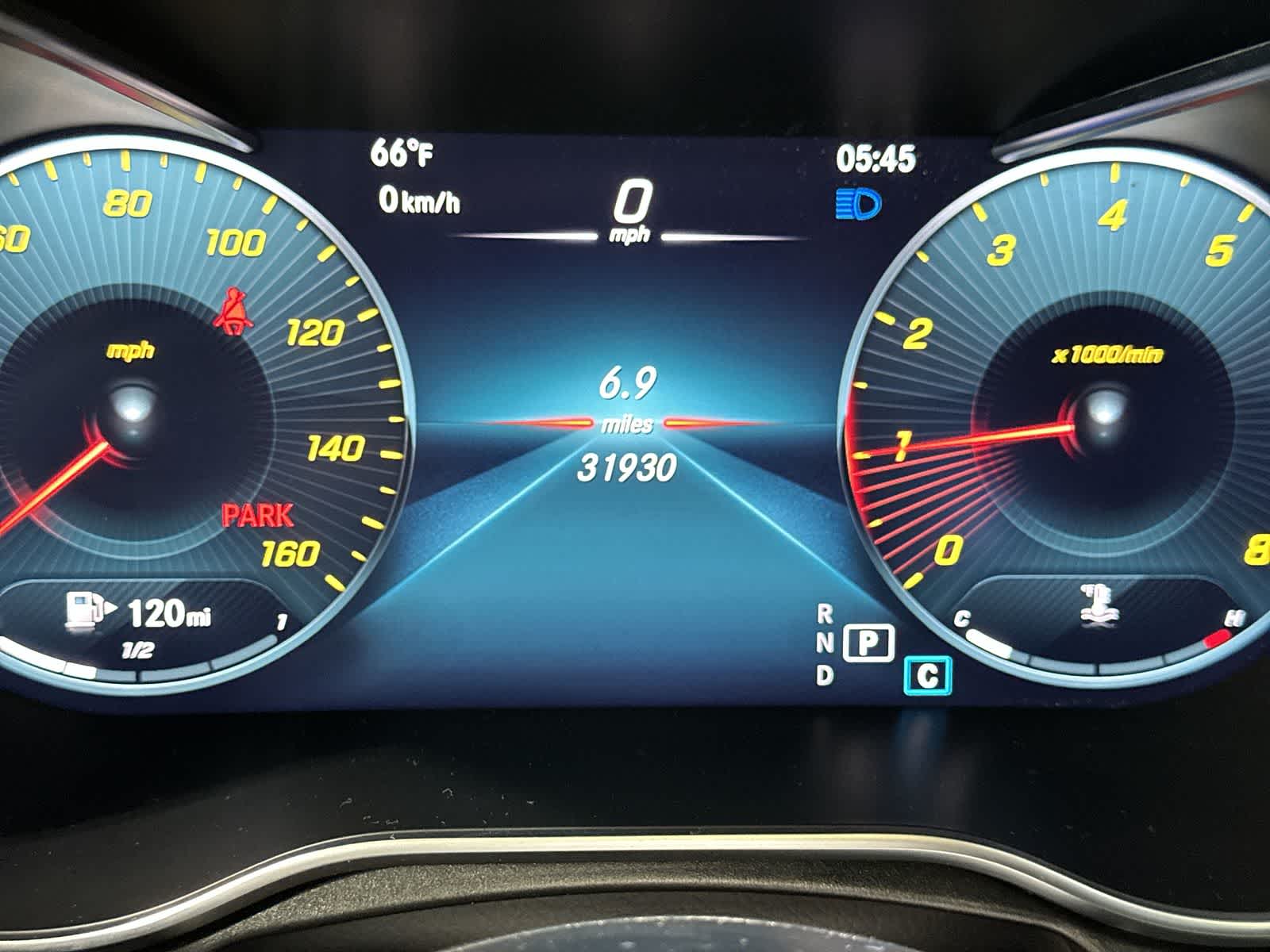 Thumbnail: 2021 Mercedes-Benz GLC - 30