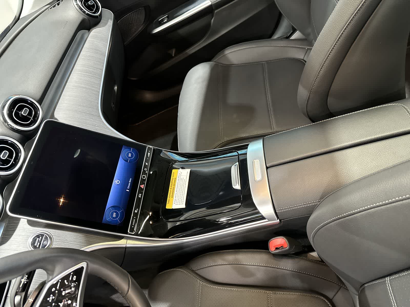 Thumbnail: 2025 Mercedes-Benz C-Class - 28