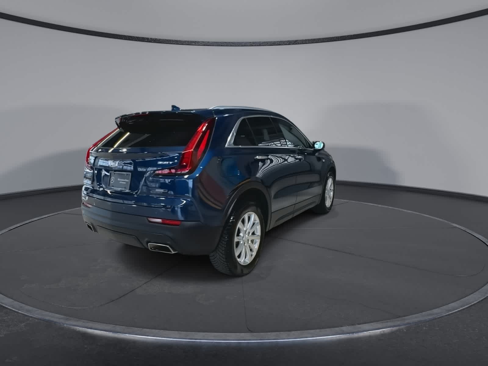 Thumbnail: 2021 Cadillac XT4 - 11