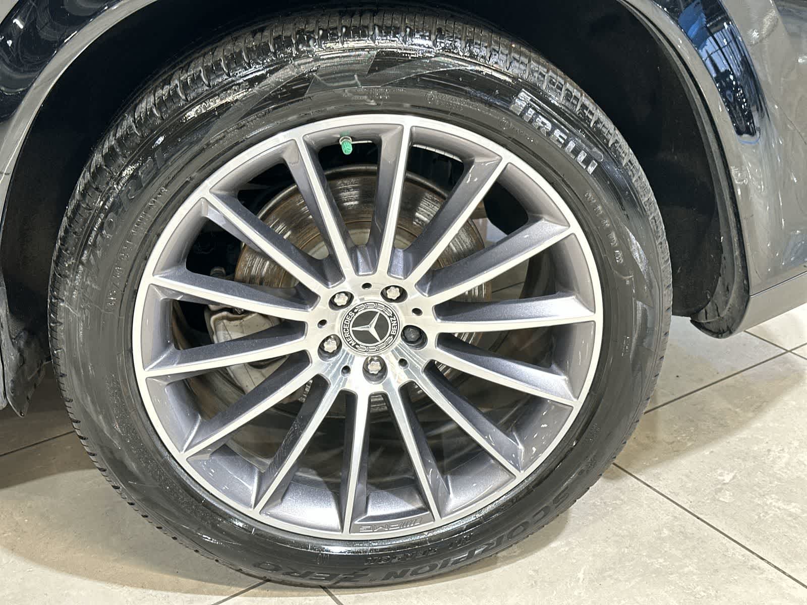 Thumbnail: 2022 Mercedes-Benz GLE - 20