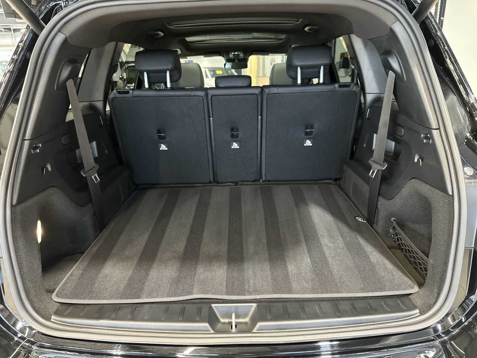 Thumbnail: 2025 Mercedes-Benz GLB - 31