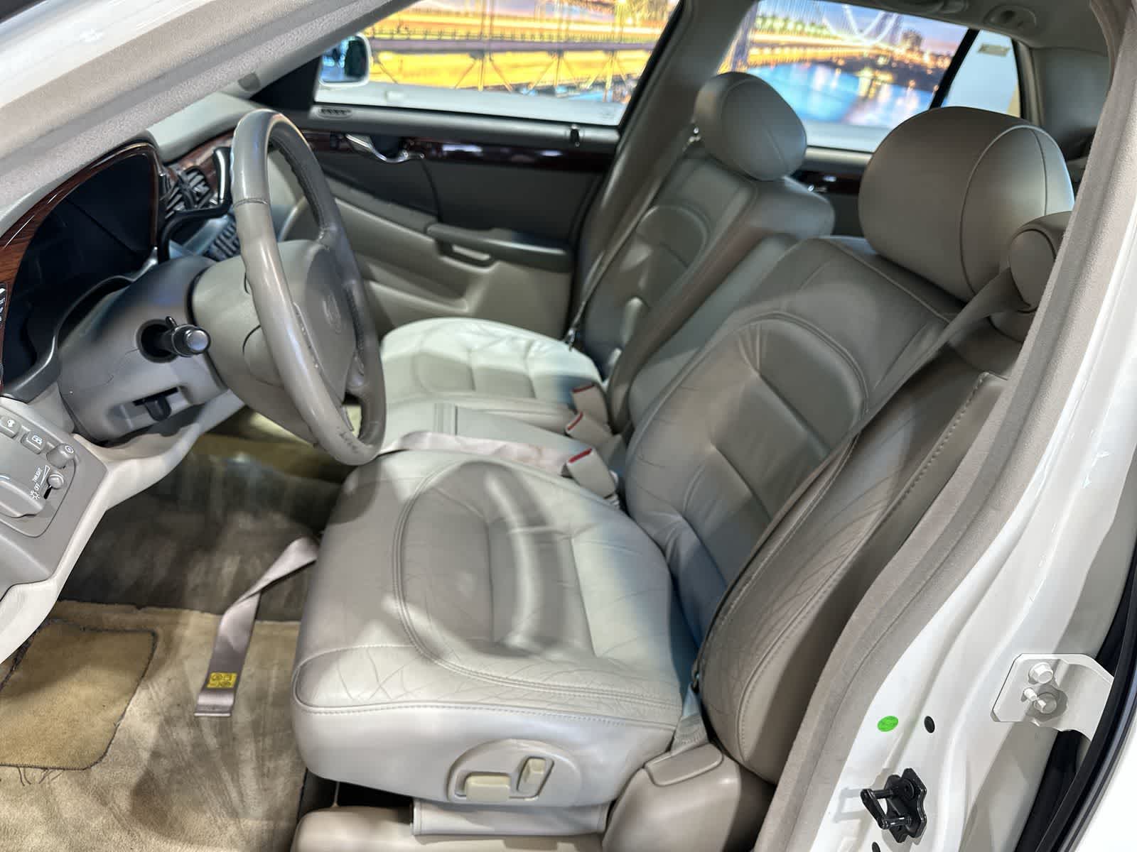 Thumbnail: 2003 Cadillac DeVille - 23