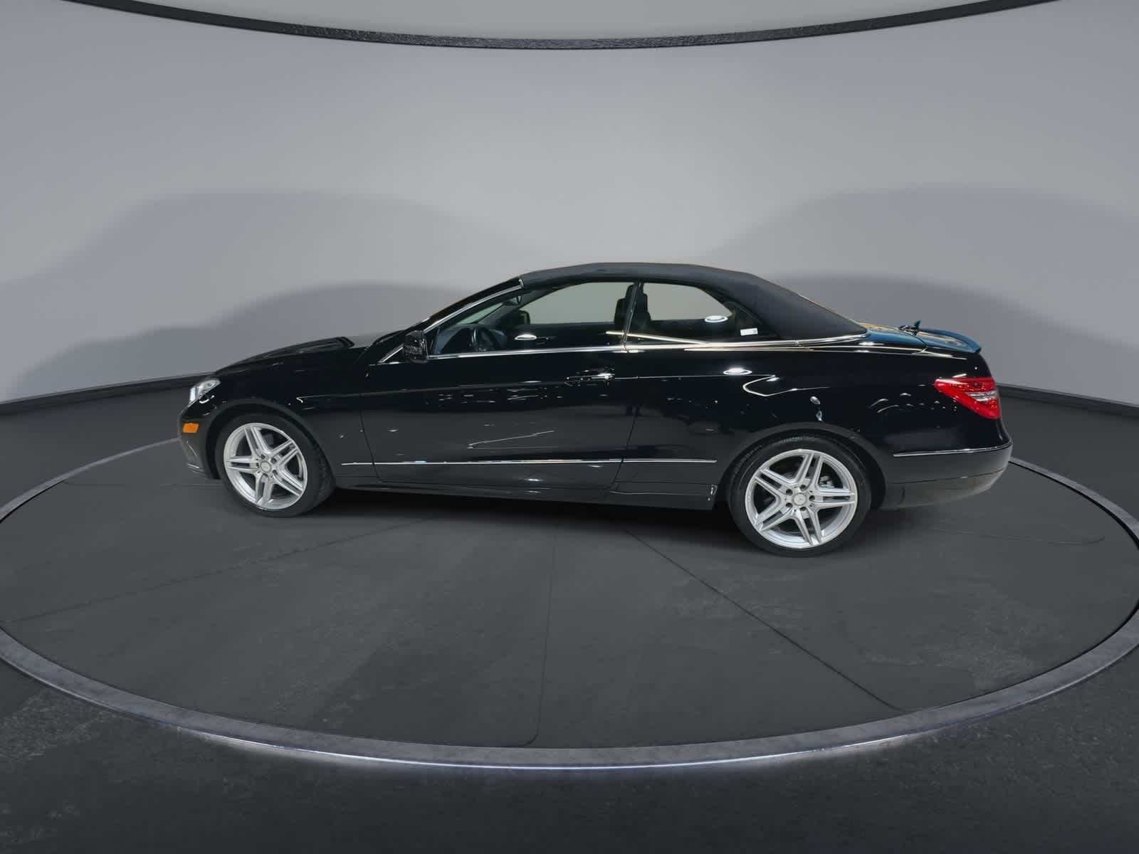 Thumbnail: 2013 Mercedes-Benz E-Class - 7