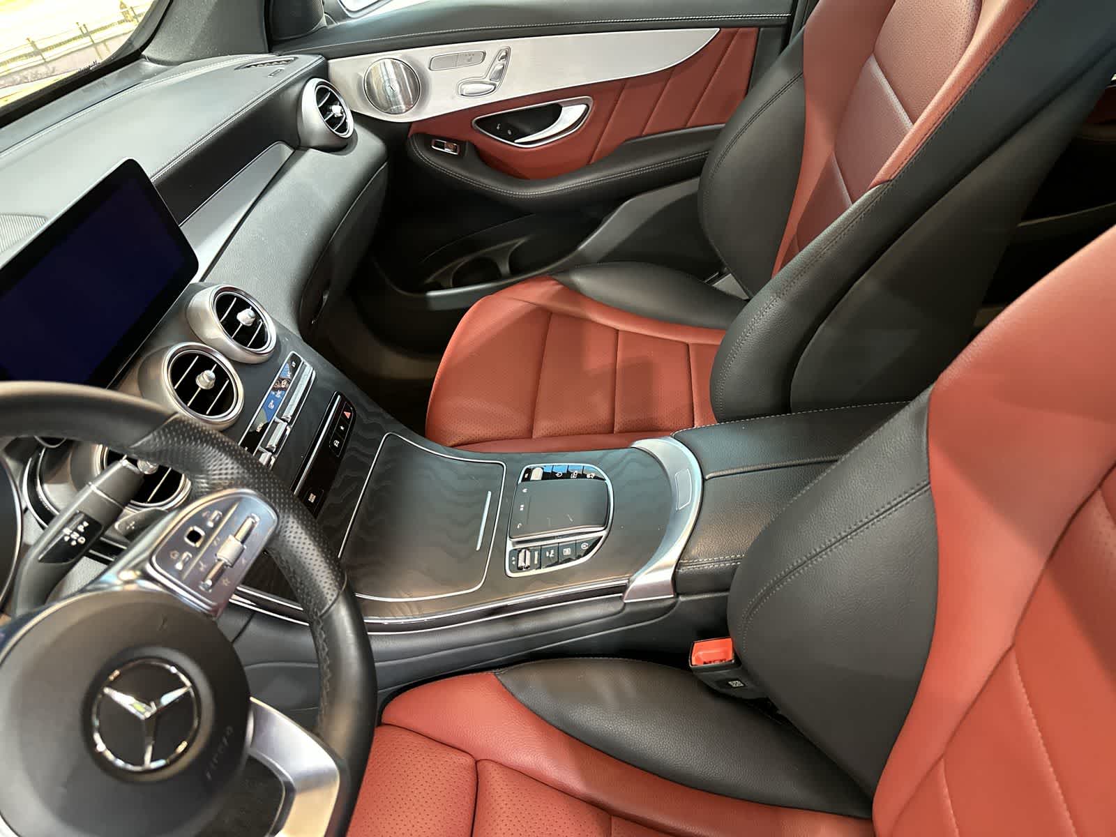 Thumbnail: 2023 Mercedes-Benz GLC - 28
