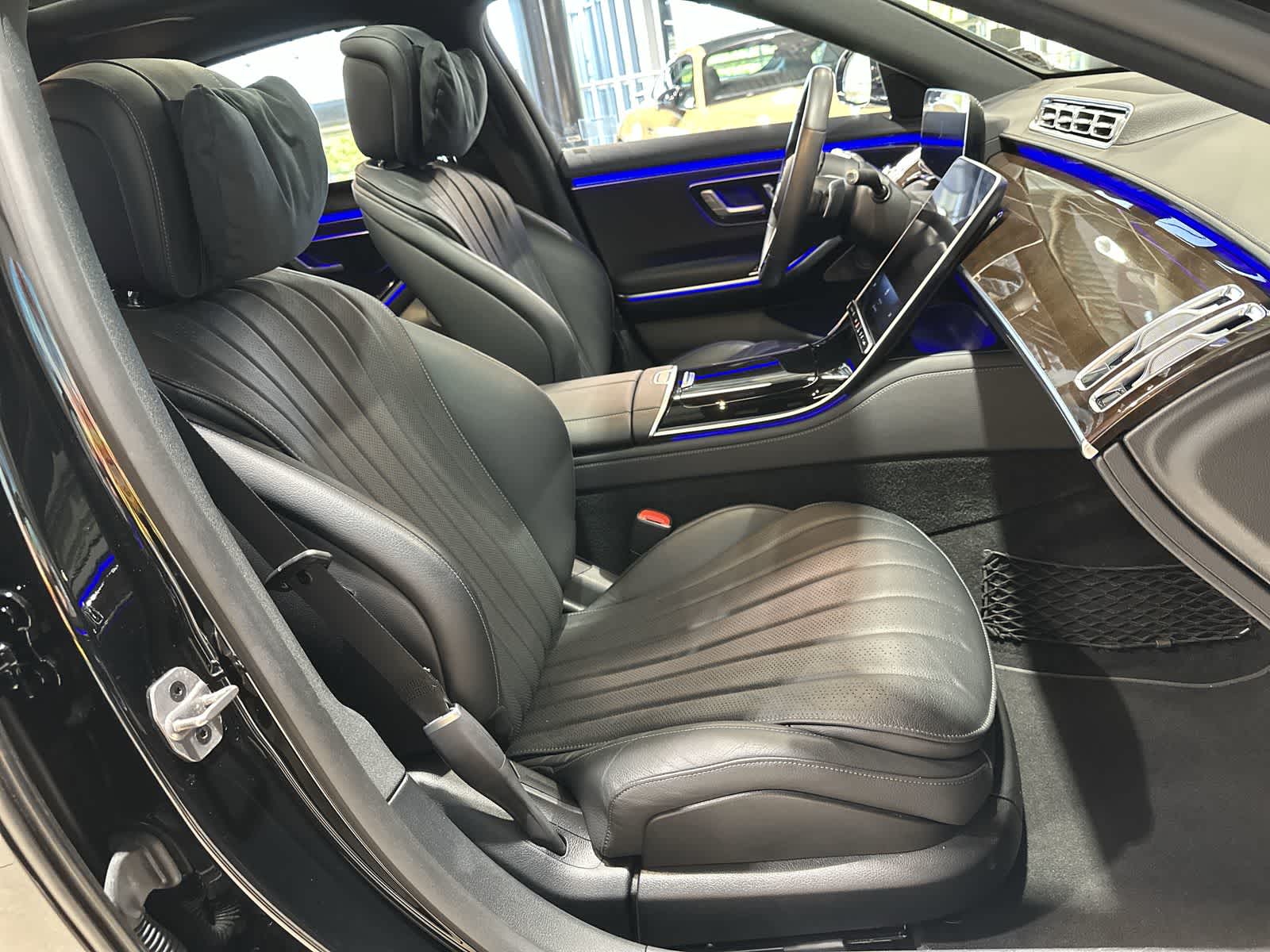 Thumbnail: 2023 Mercedes-Benz S-Class - 26