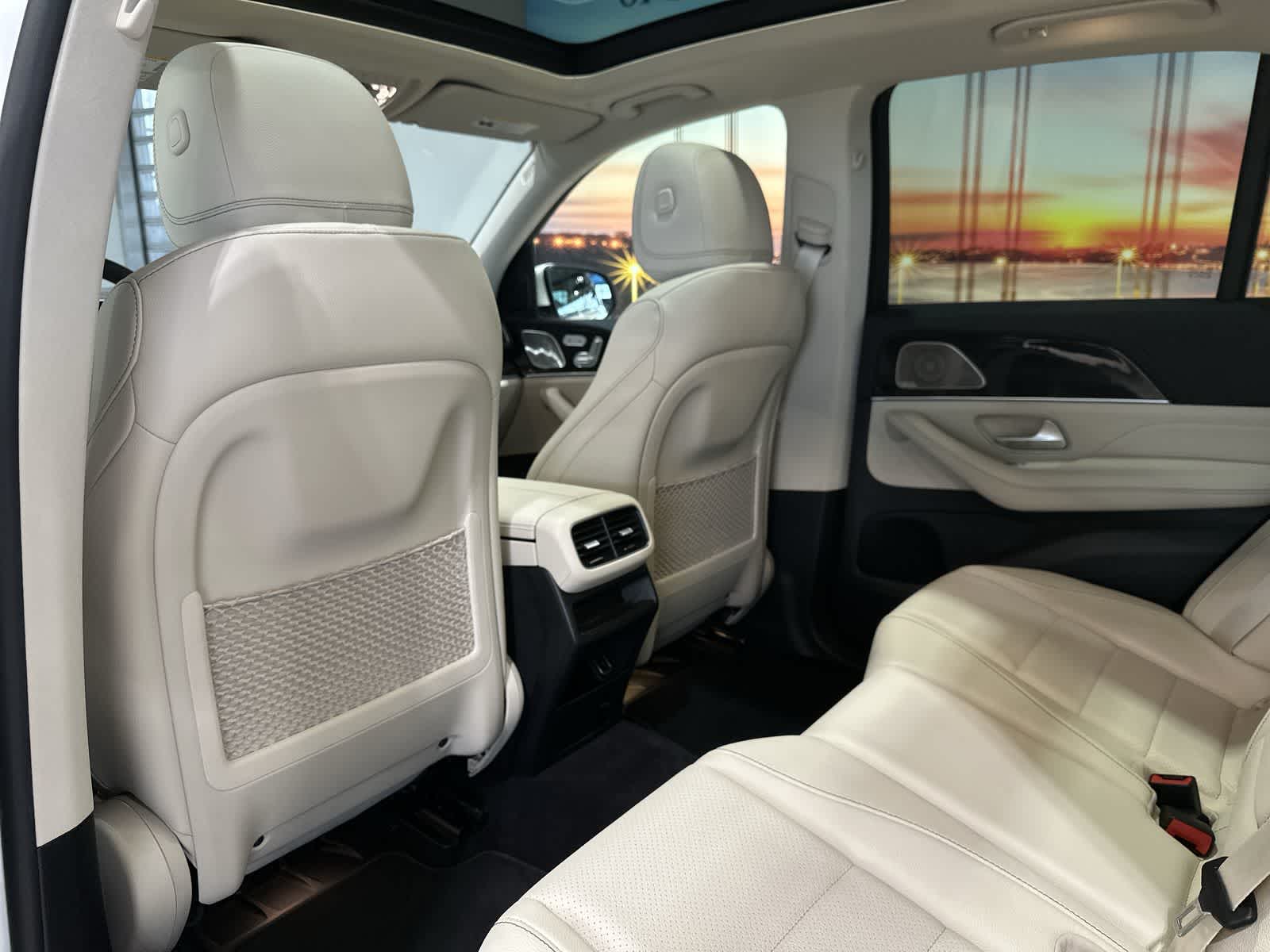 Thumbnail: 2022 Mercedes-Benz GLE - 24