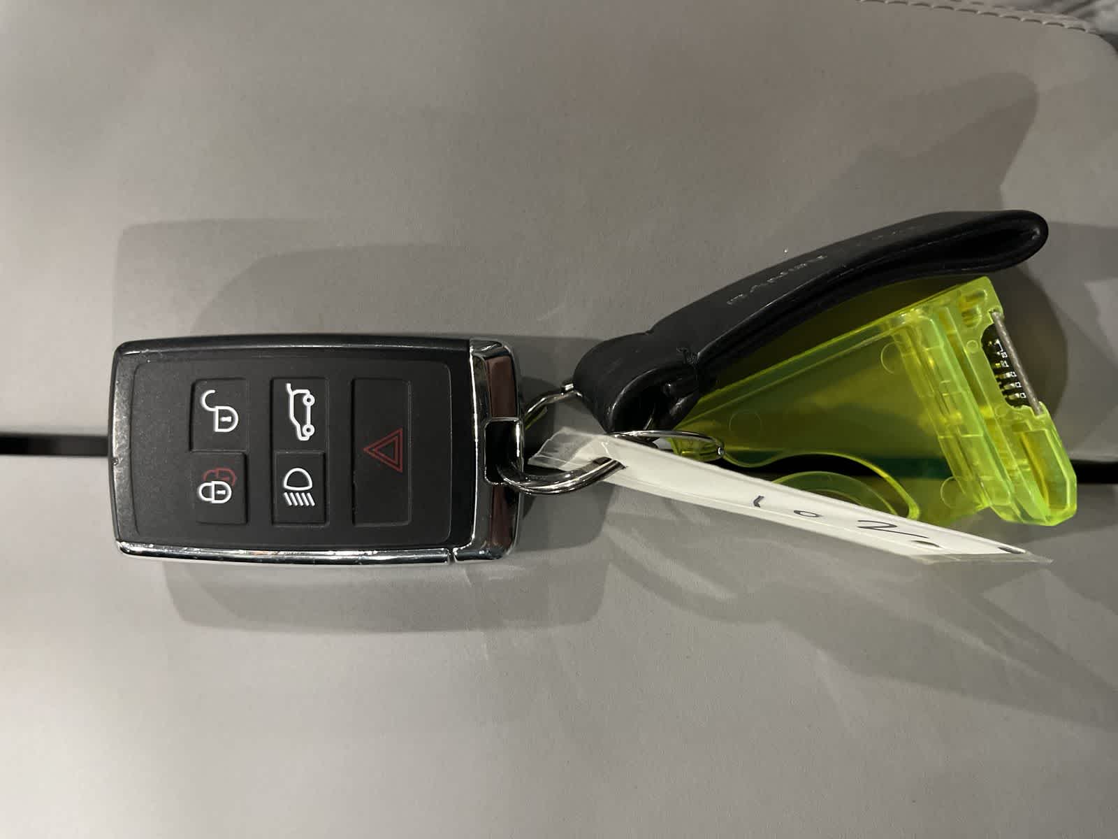 Thumbnail: 2025 Land Rover Range Rover Velar - 32