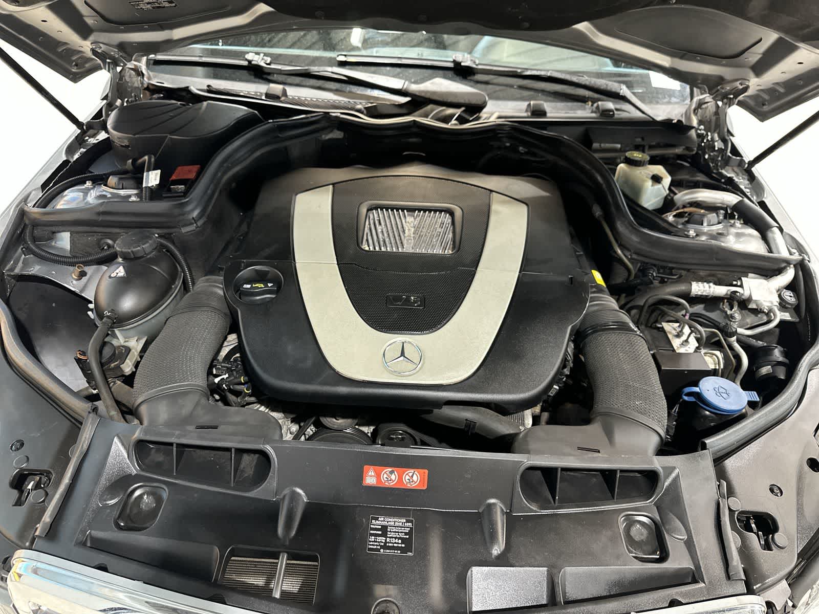 Thumbnail: 2011 Mercedes-Benz C-Class - 21