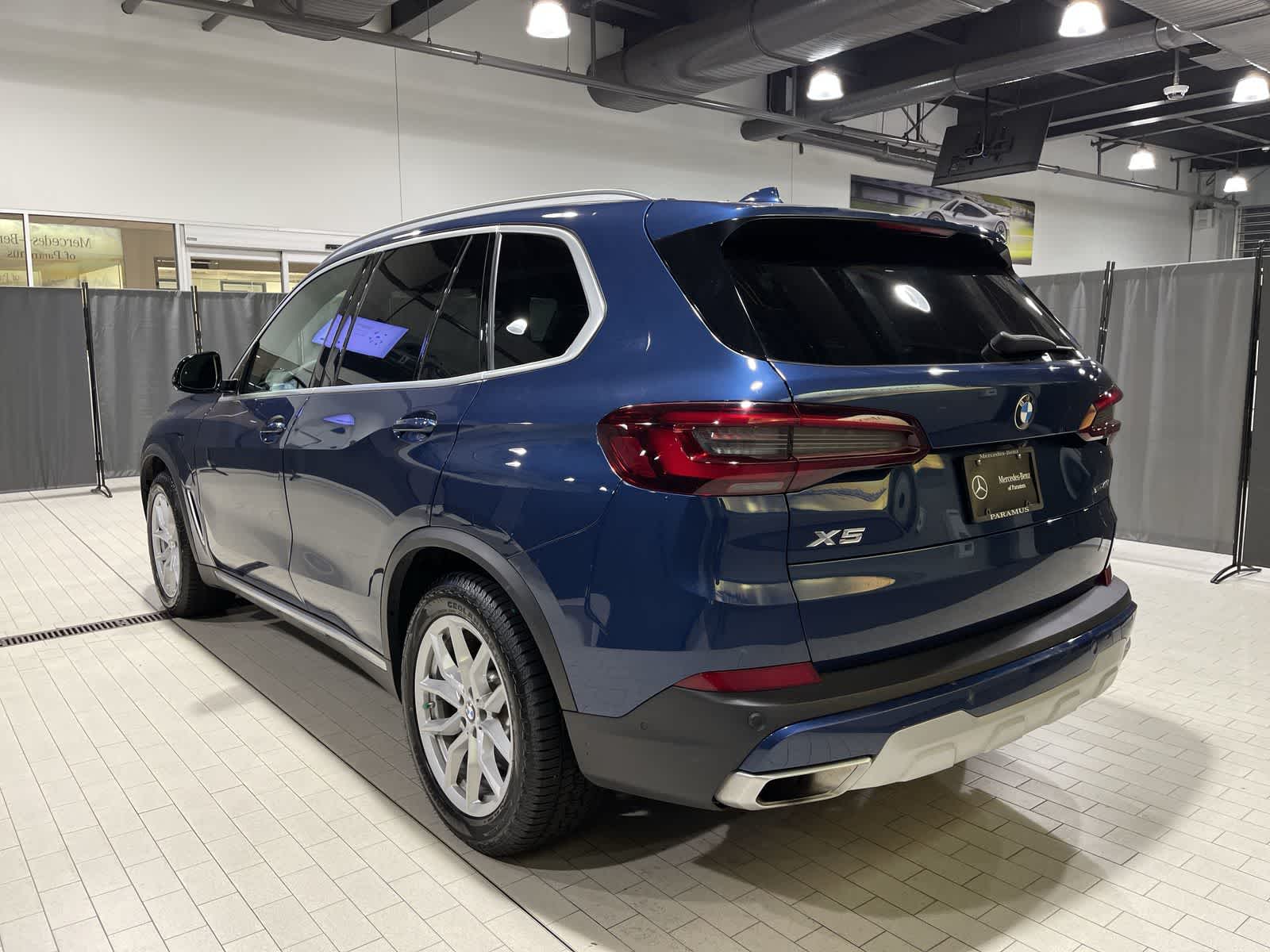 Thumbnail: 2023 BMW X5 - 16