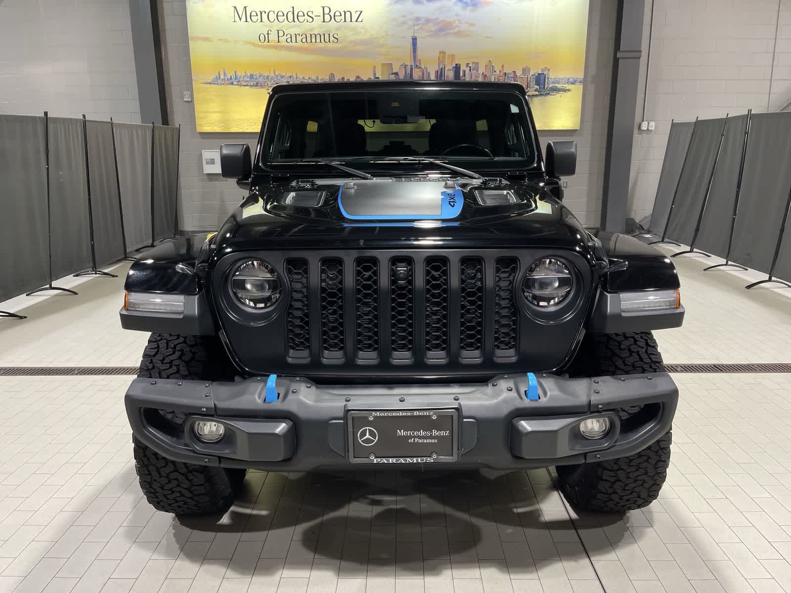 Thumbnail: 2022 Jeep Wrangler - 18