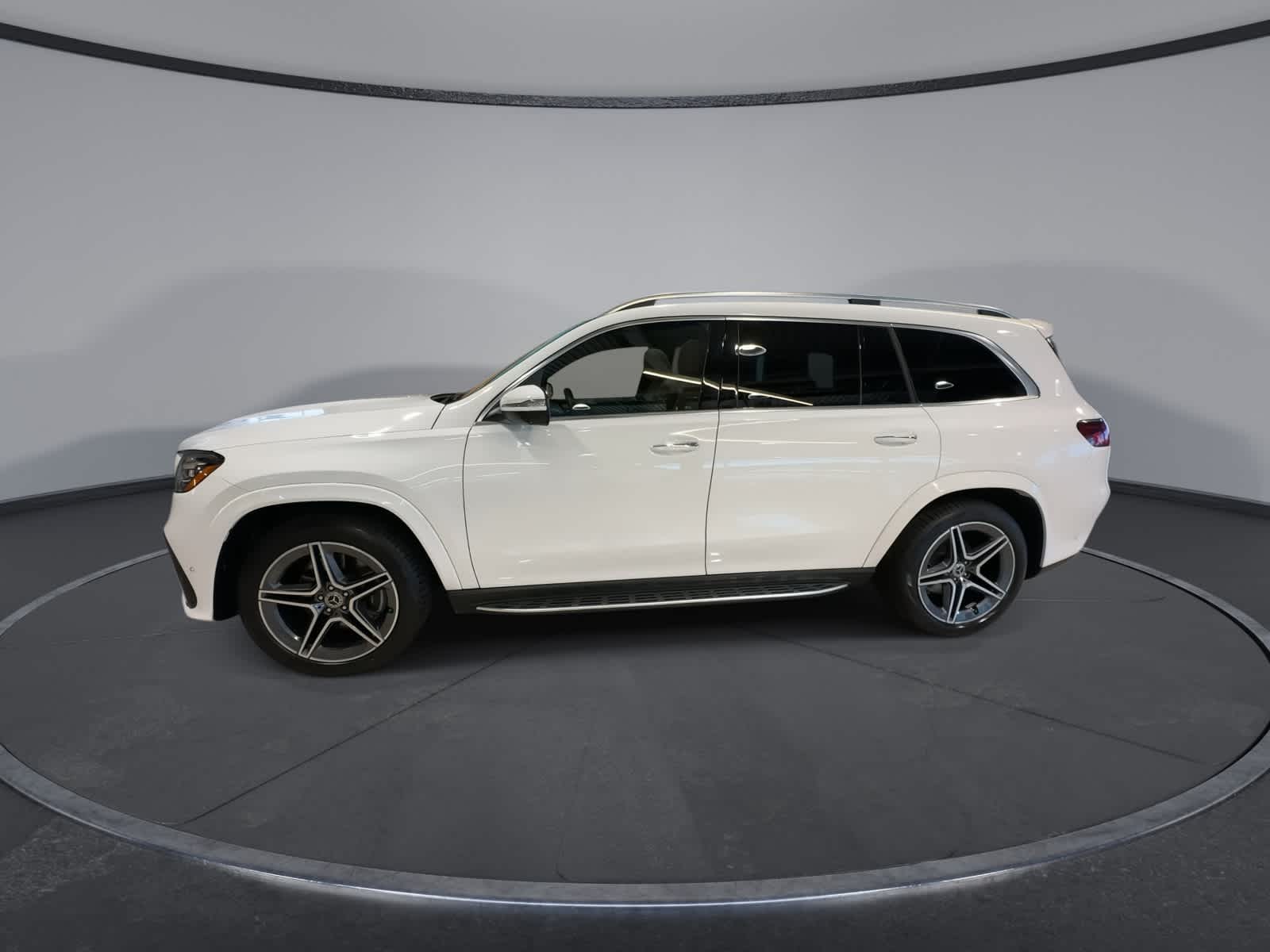 Thumbnail: 2024 Mercedes-Benz GLS - 5
