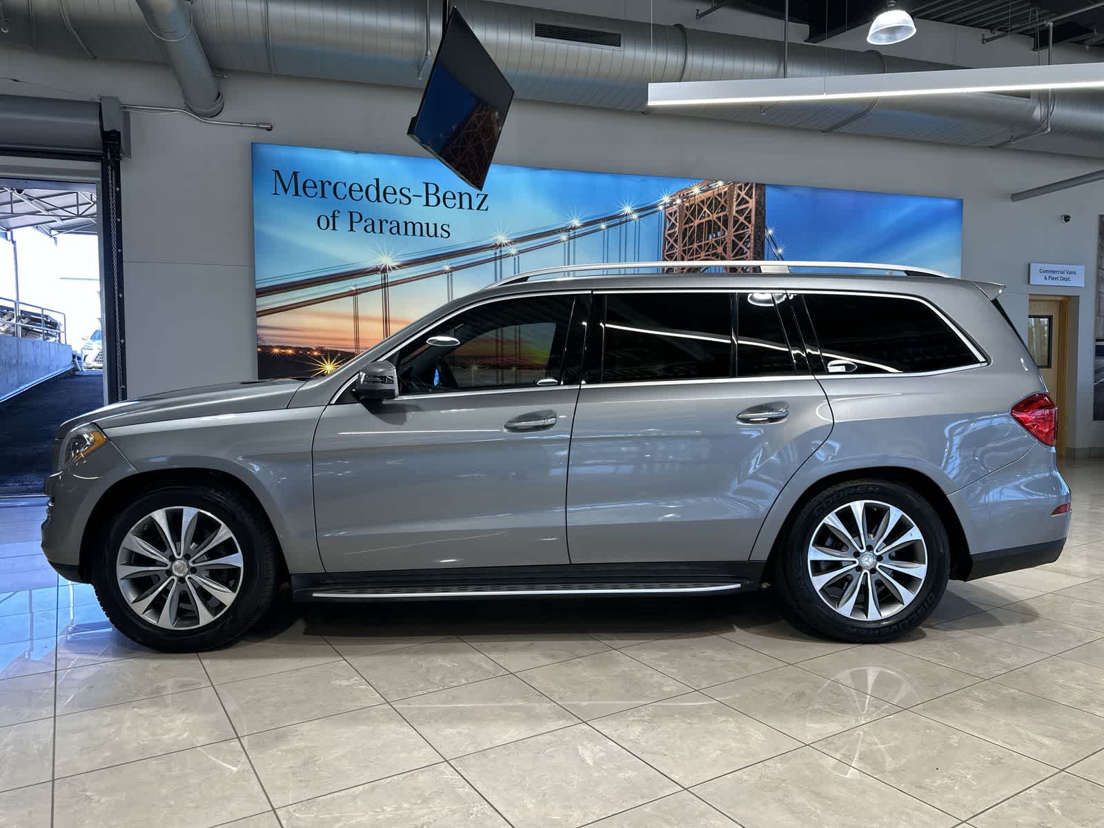 Thumbnail: 2016 Mercedes-Benz GL-Class - 15