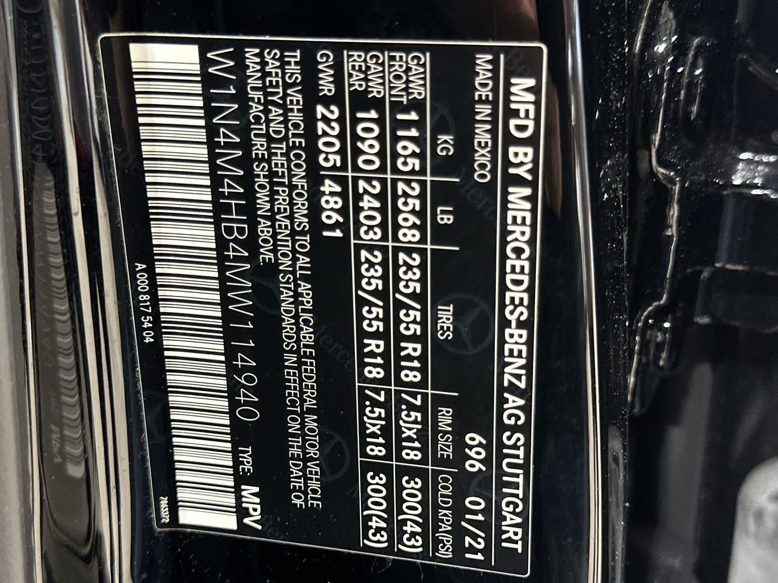 Thumbnail: 2021 Mercedes-Benz GLB - 33