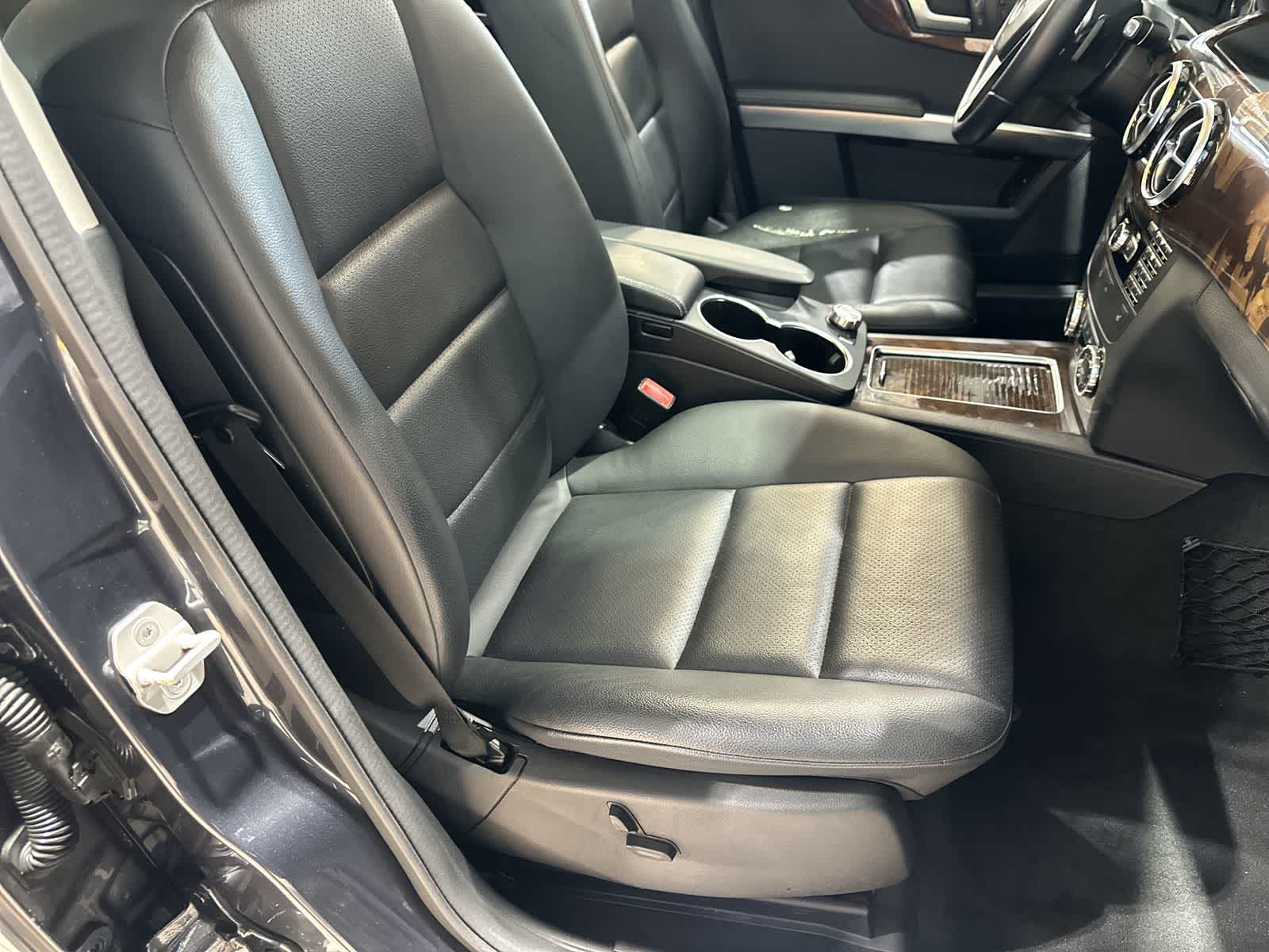 Thumbnail: 2014 Mercedes-Benz GLK - 26