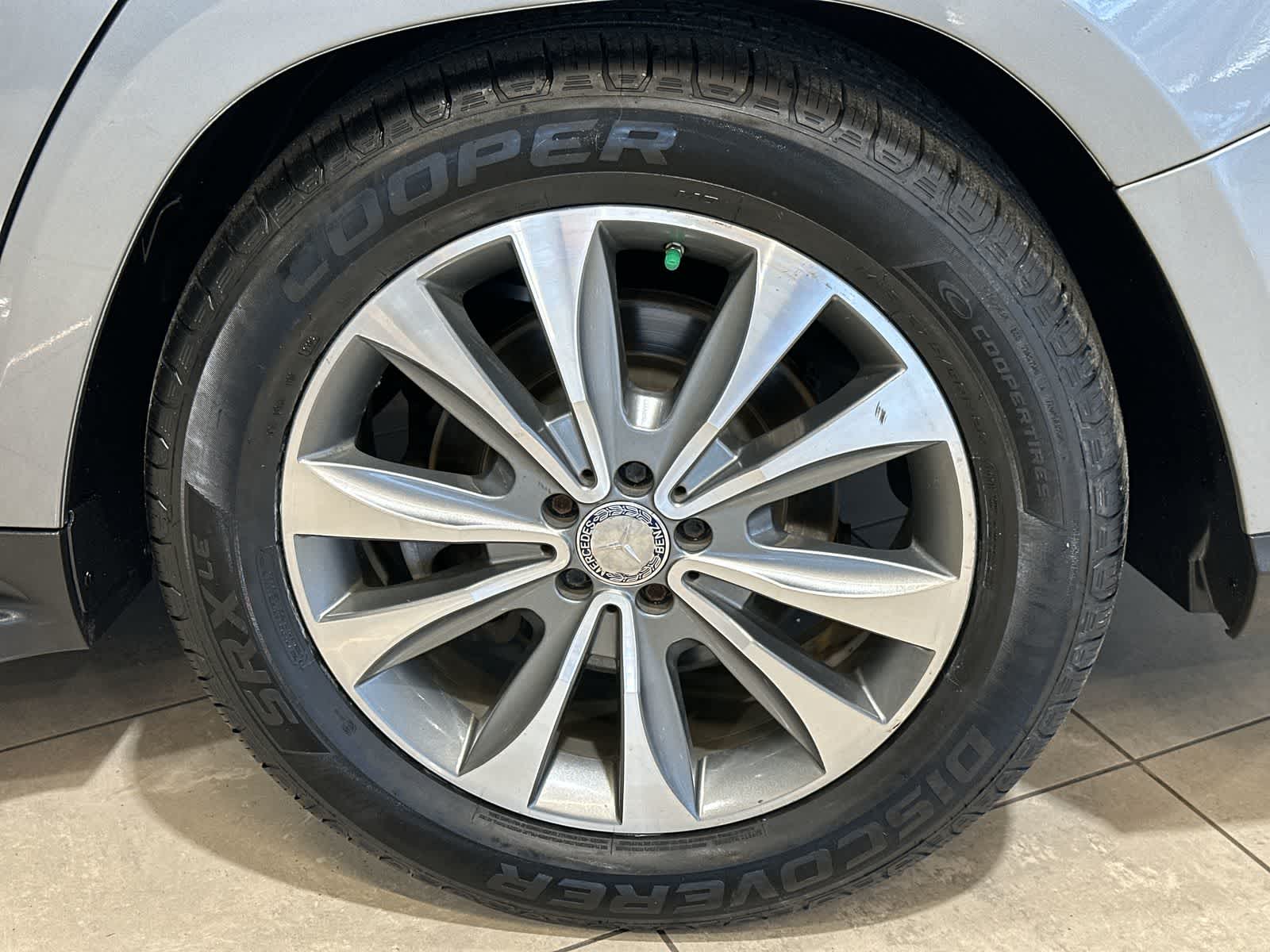 Thumbnail: 2016 Mercedes-Benz GL-Class - 20