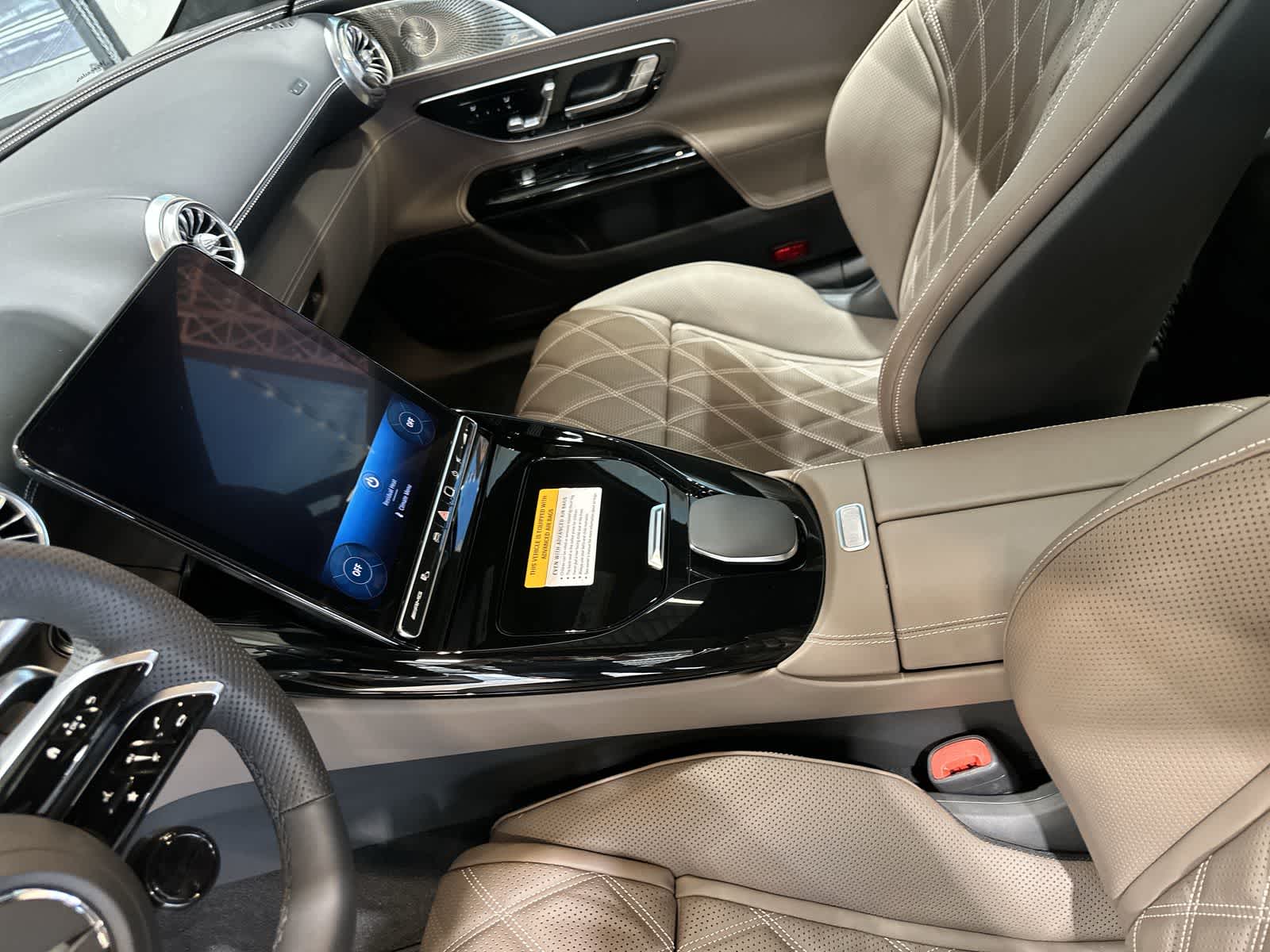 Thumbnail: 2025 Mercedes-Benz AMG GT - 28