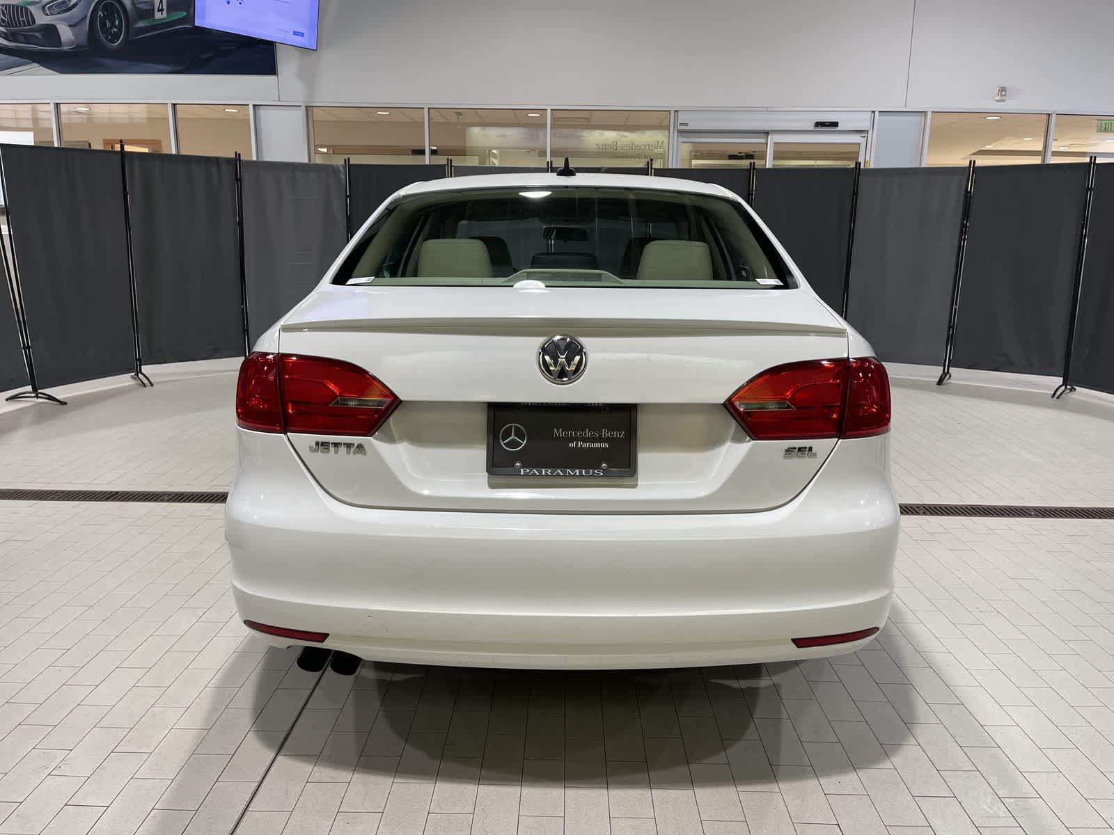 Thumbnail: 2014 Volkswagen Jetta - 17