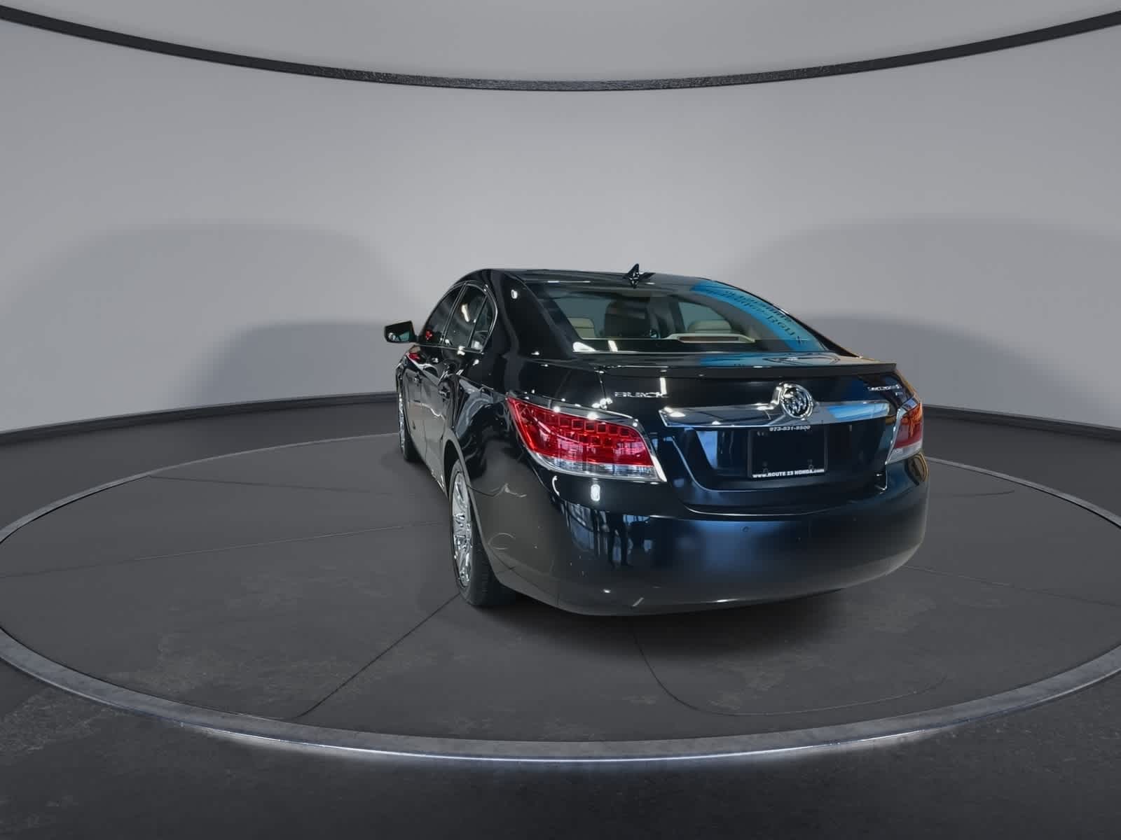 Thumbnail: 2010 Buick LaCrosse - 11