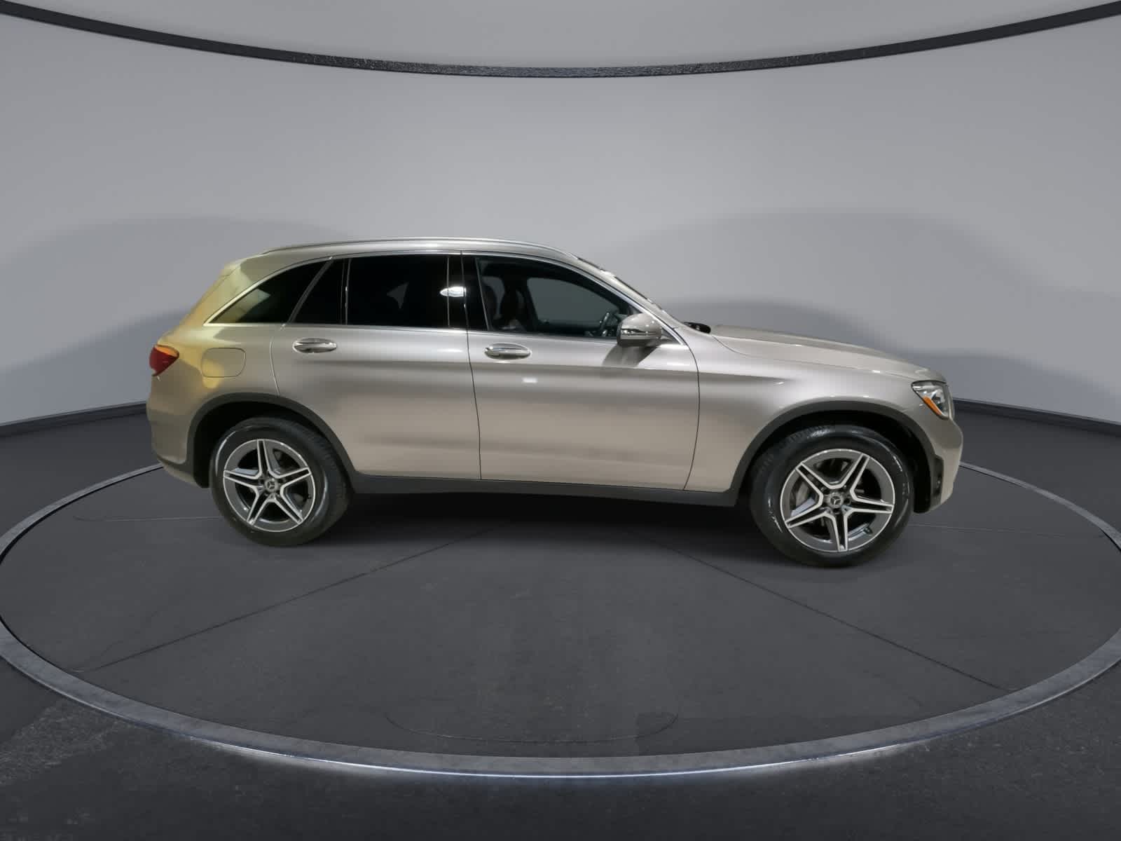 Thumbnail: 2022 Mercedes-Benz GLC - 13