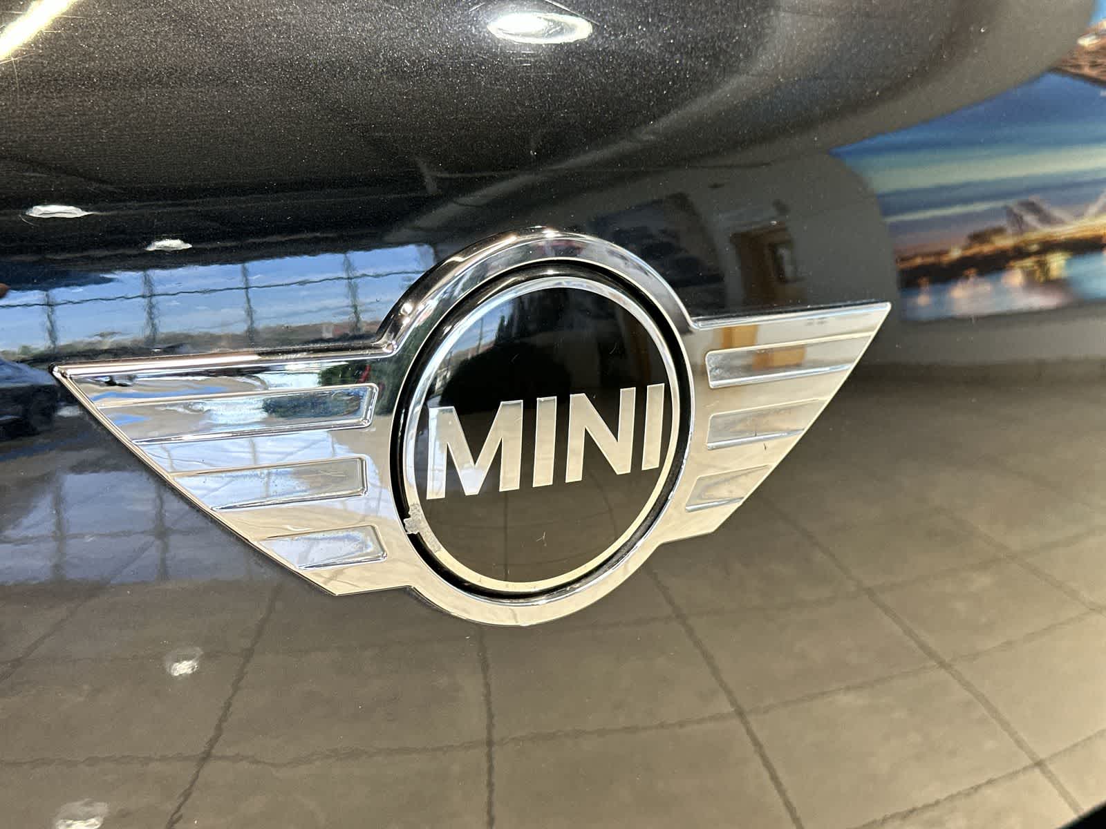 Thumbnail: 2014 MINI Cooper Countryman - 19