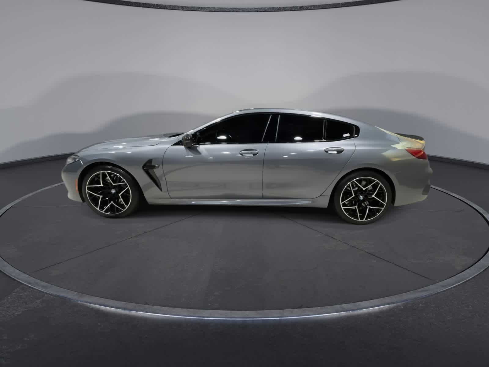 Thumbnail: 2023 BMW M8 - 7
