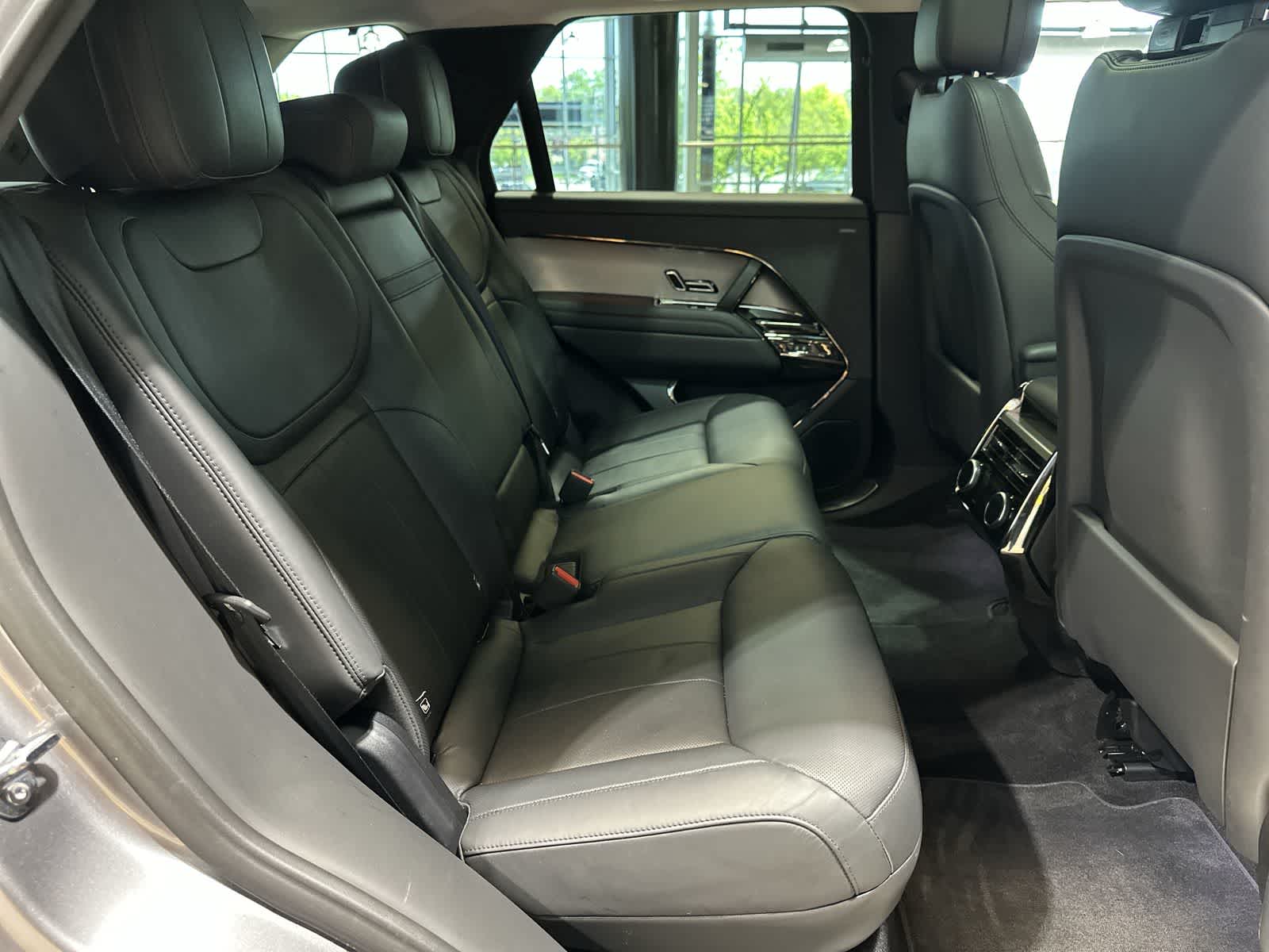 Thumbnail: 2024 Land Rover Range Rover Sport - 25