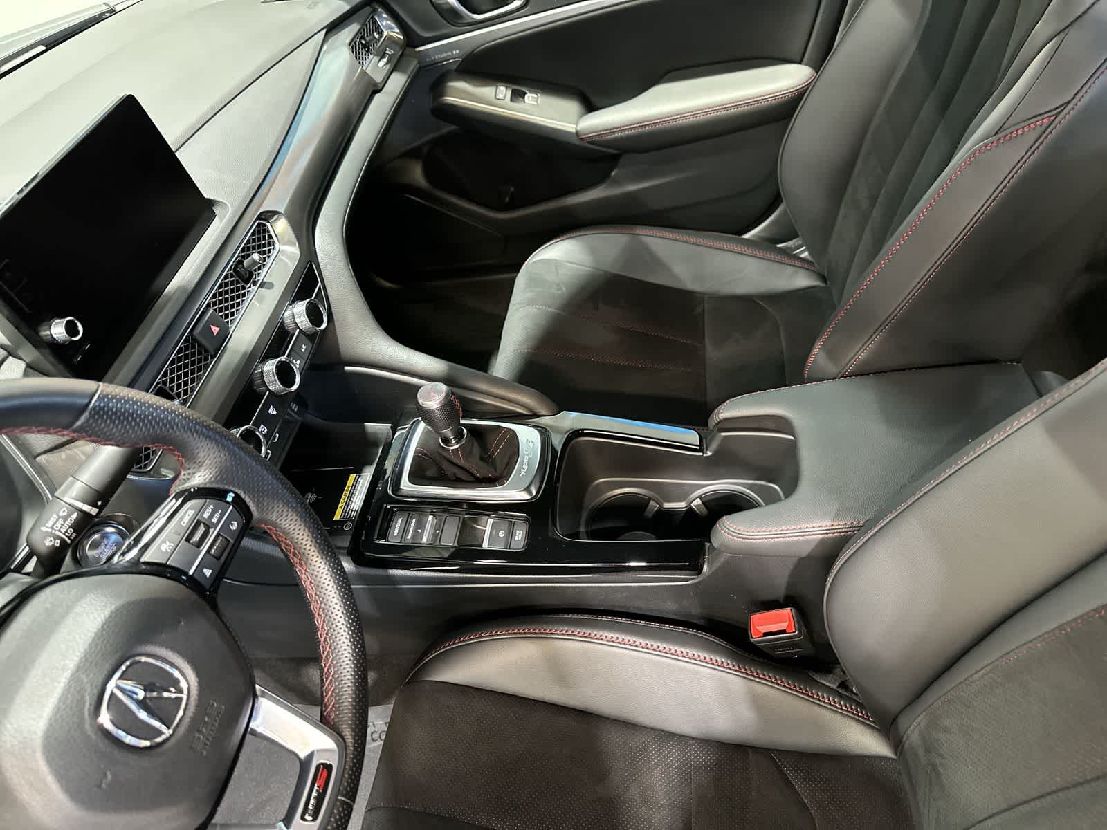Thumbnail: 2024 Acura Integra - 28