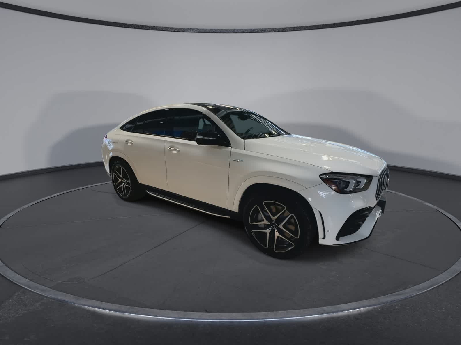 Thumbnail: 2022 Mercedes-Benz GLE - 2