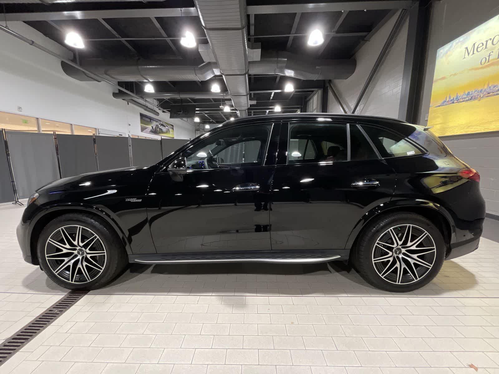 Thumbnail: 2024 Mercedes-Benz GLC - 15