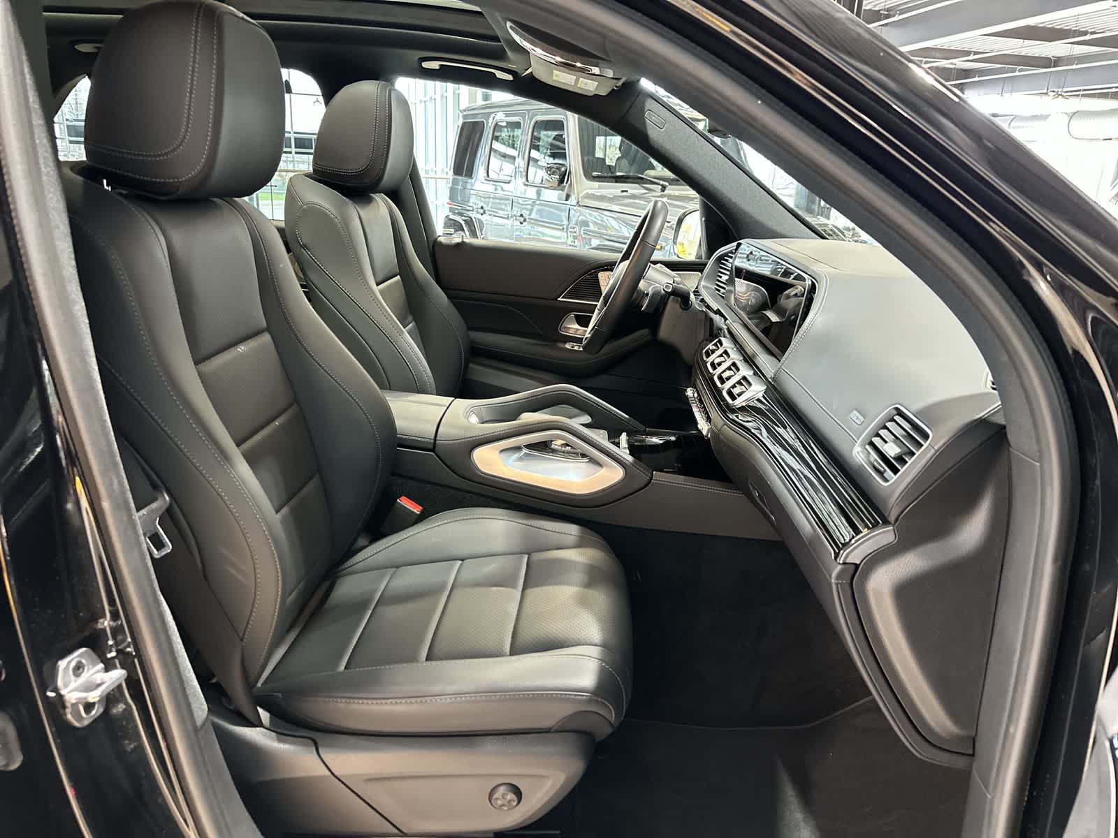 Thumbnail: 2024 Mercedes-Benz GLE - 26